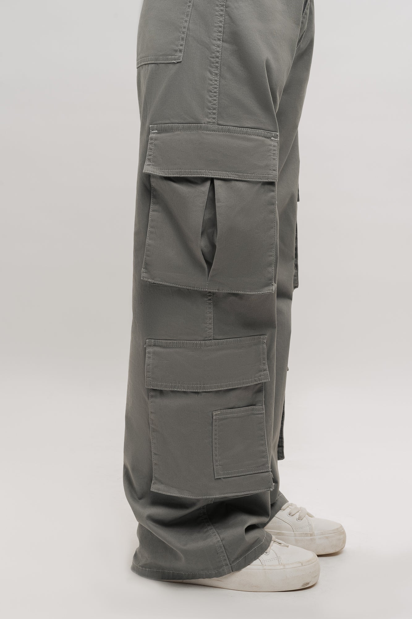 Cloud Dark Grey Women's Baggy Straight Cargo Pants