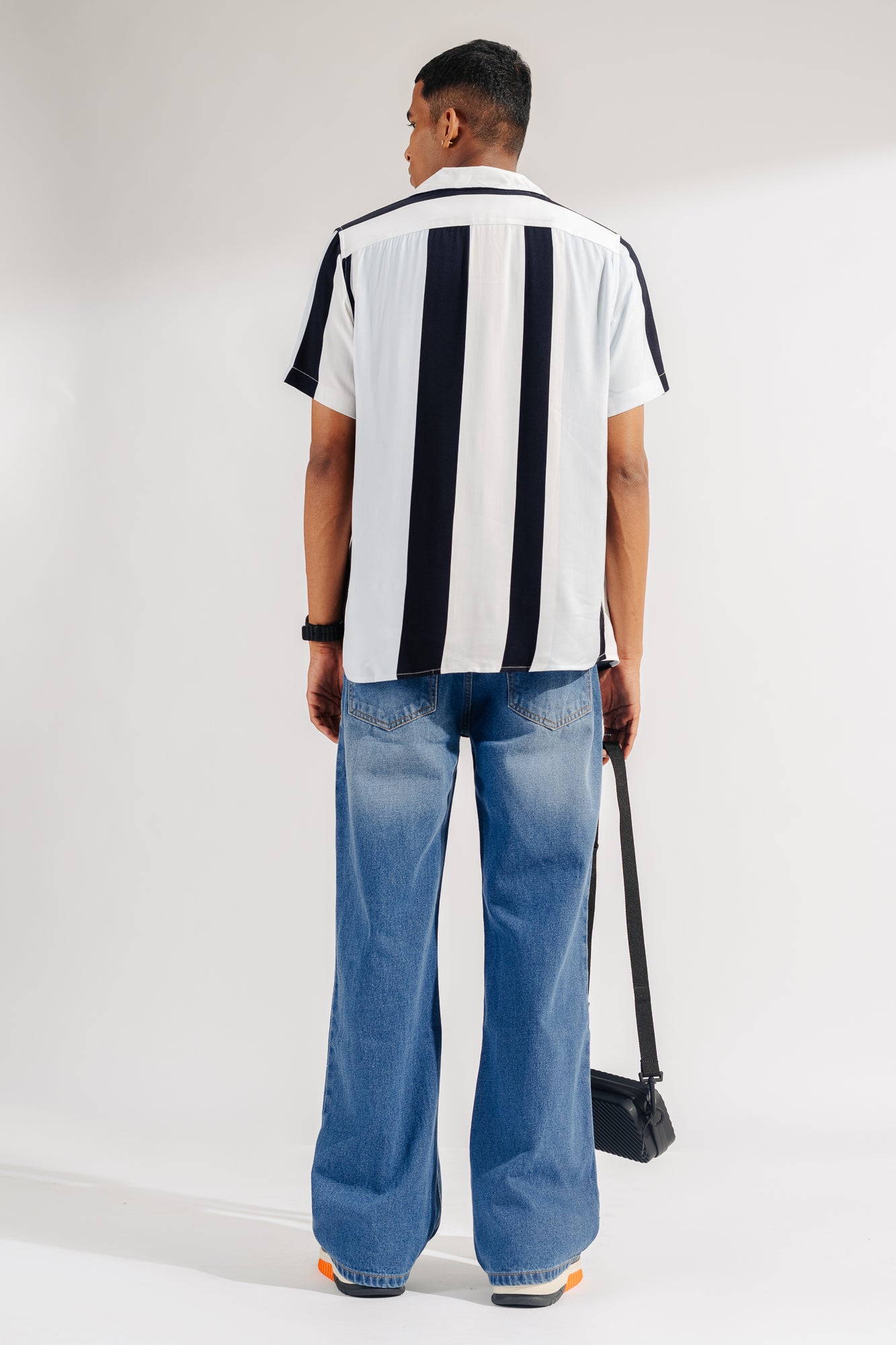 Distressed Wide Men's Jeans