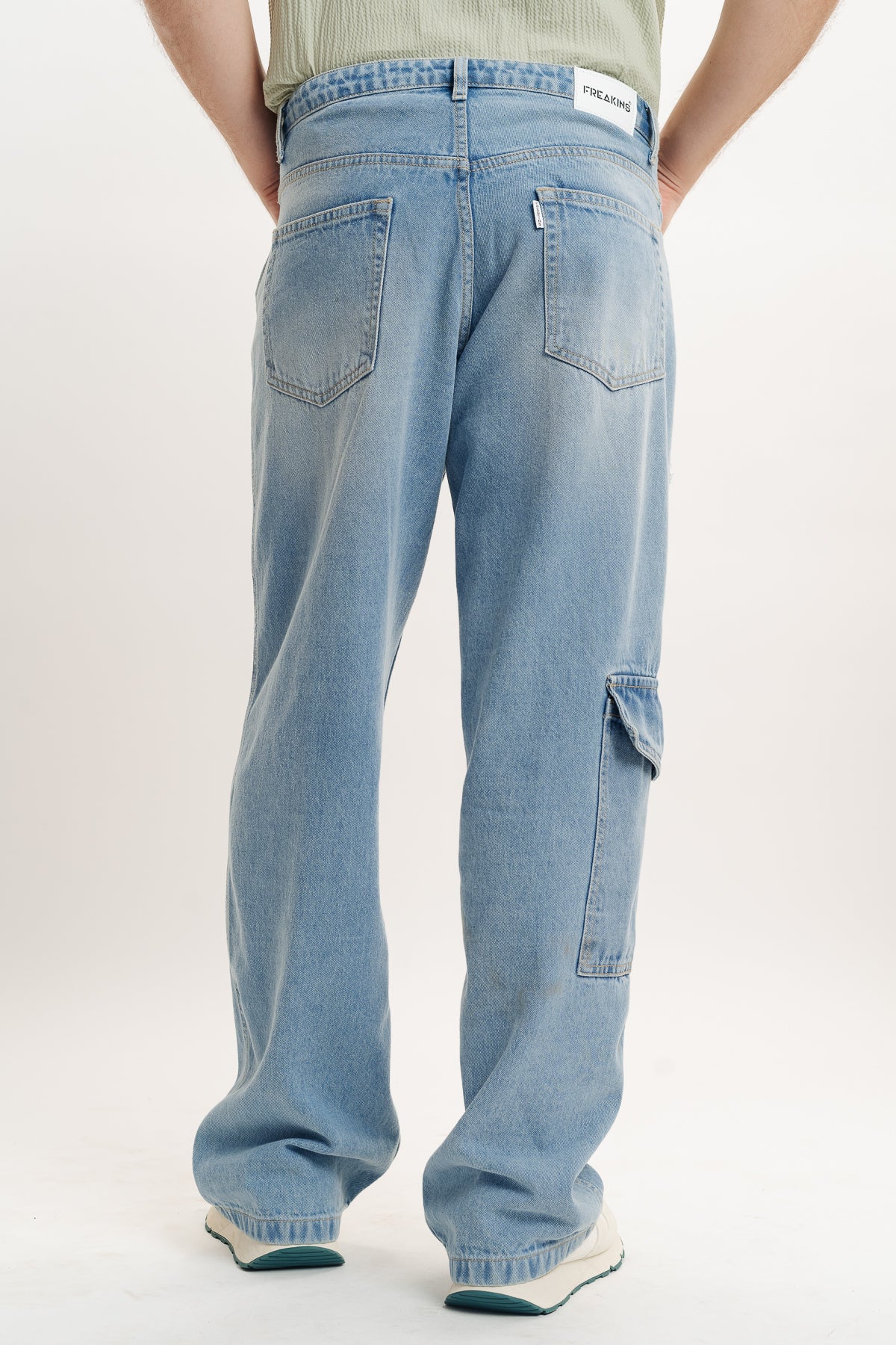 Men's Mid Blue Relaxed Jeans