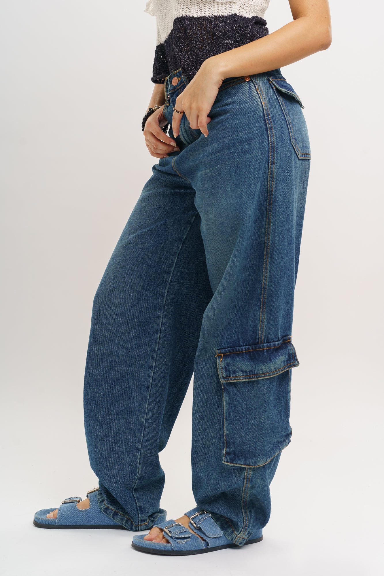 MUDDLED CARGO JEANS
