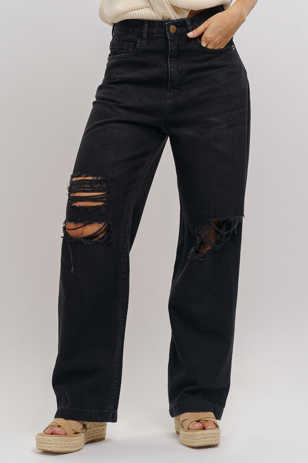 CHARCOAL STRAIGHT DISTRESS JEANS