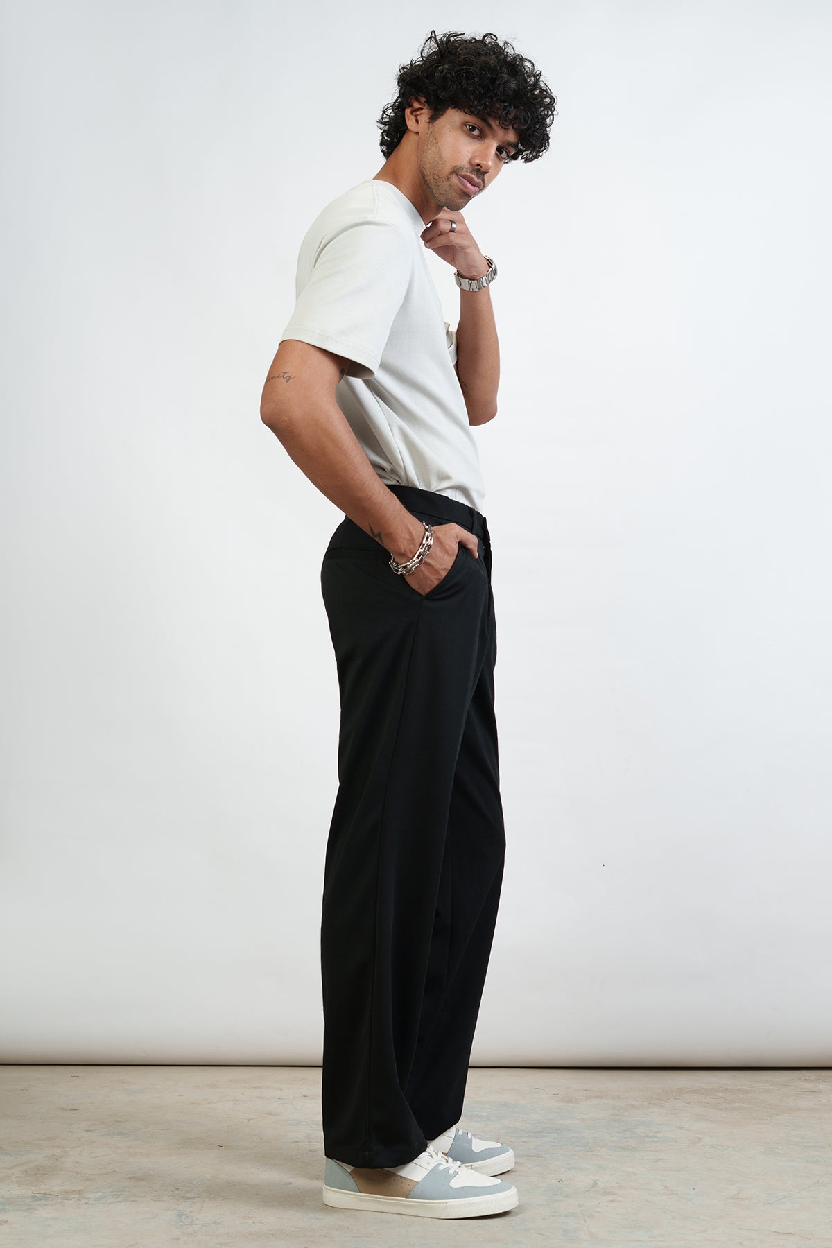 Rugged Black Pleated Men's Straight Korean Pants
