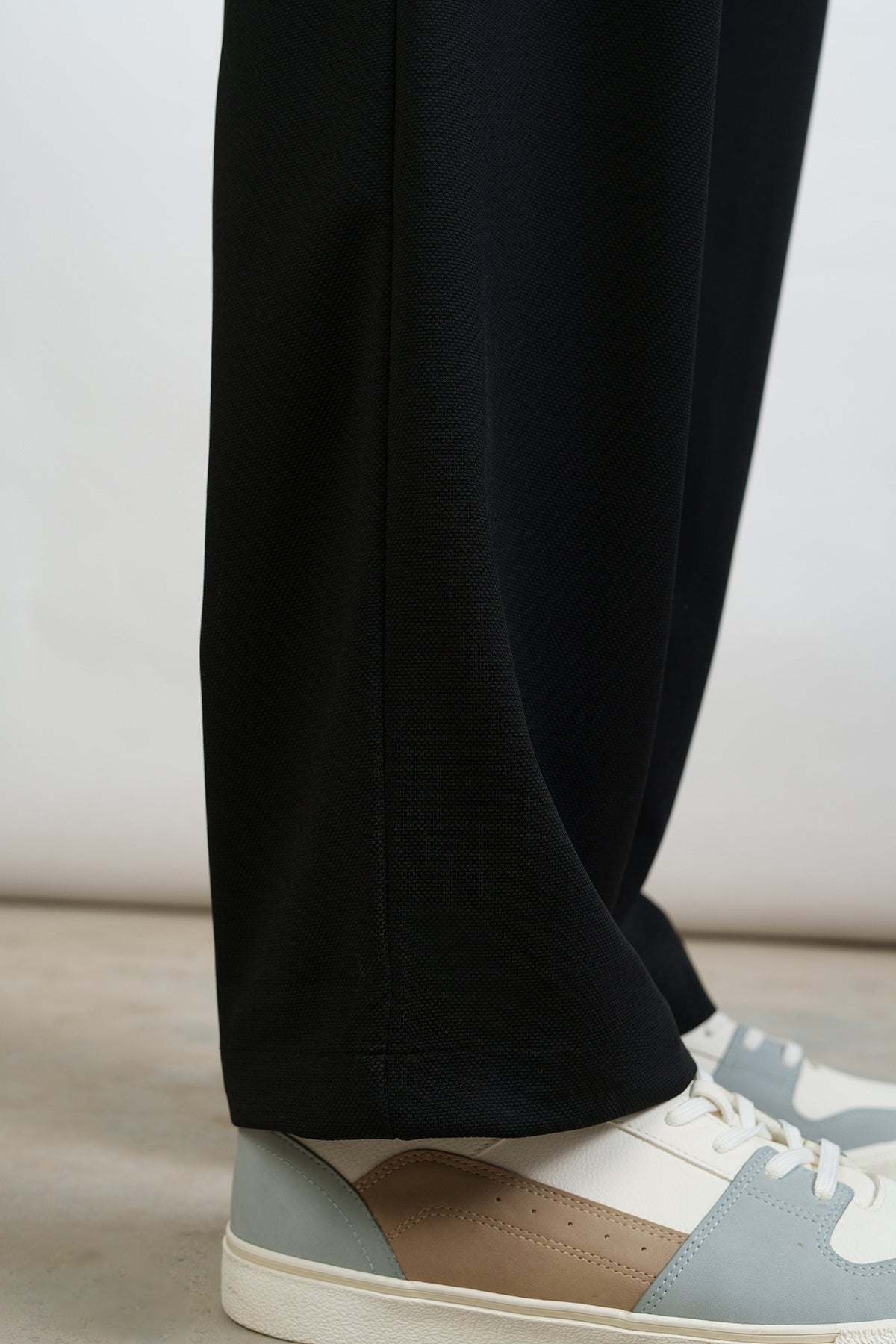 Rugged Black Pleated Men's Straight Korean Pants