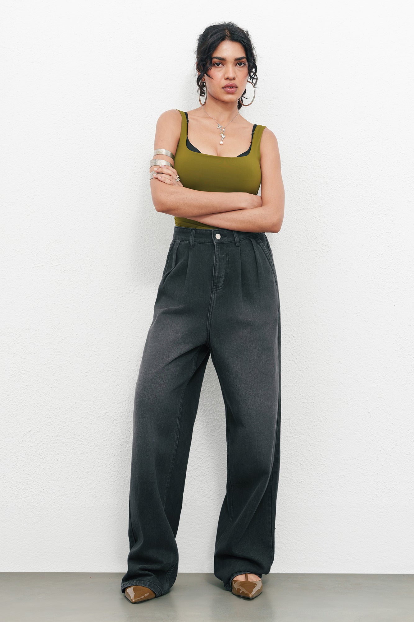 Black Ink Fade Pleated Women's Baggy Jeans