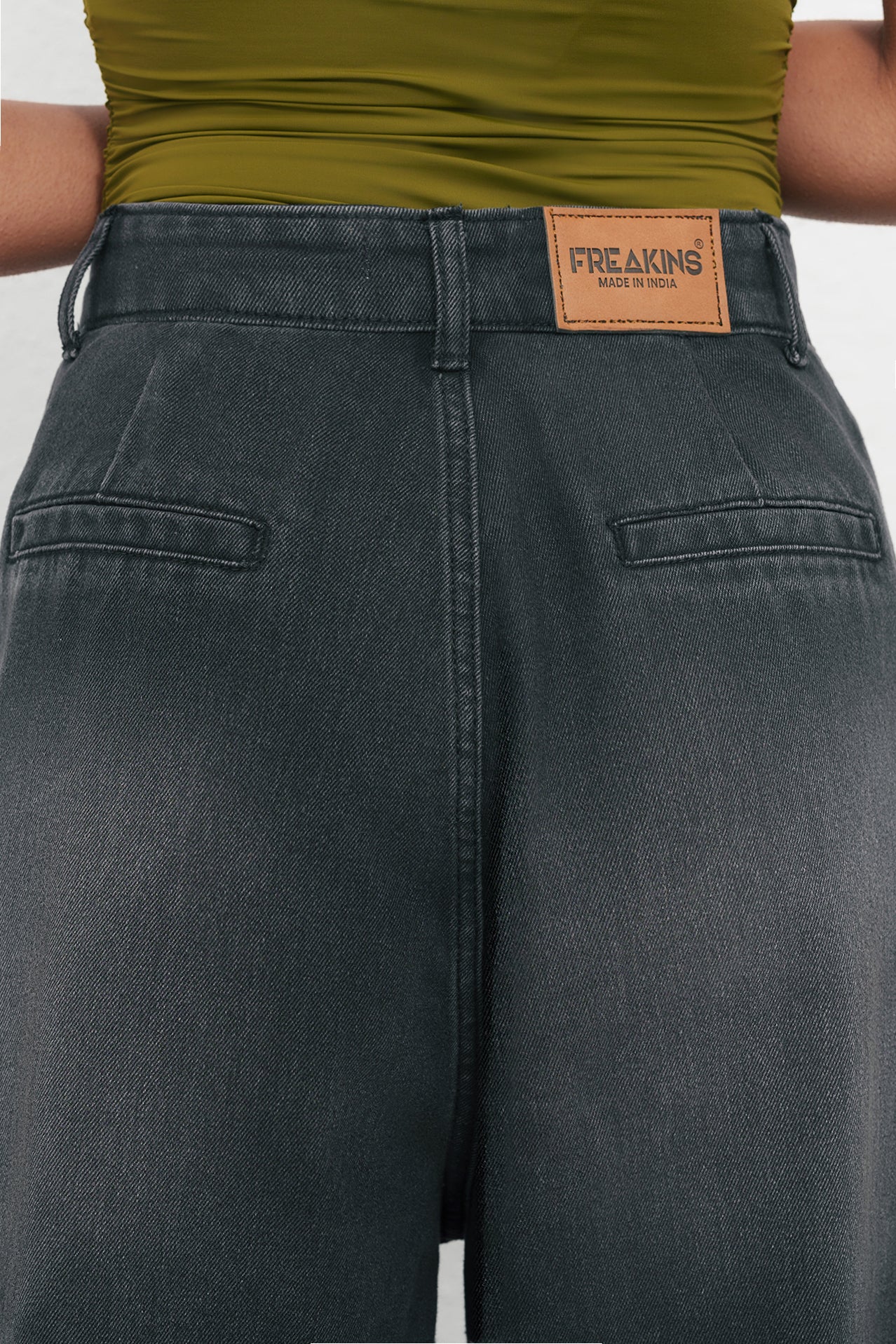 Black Ink Fade Pleated Women's Baggy Jeans