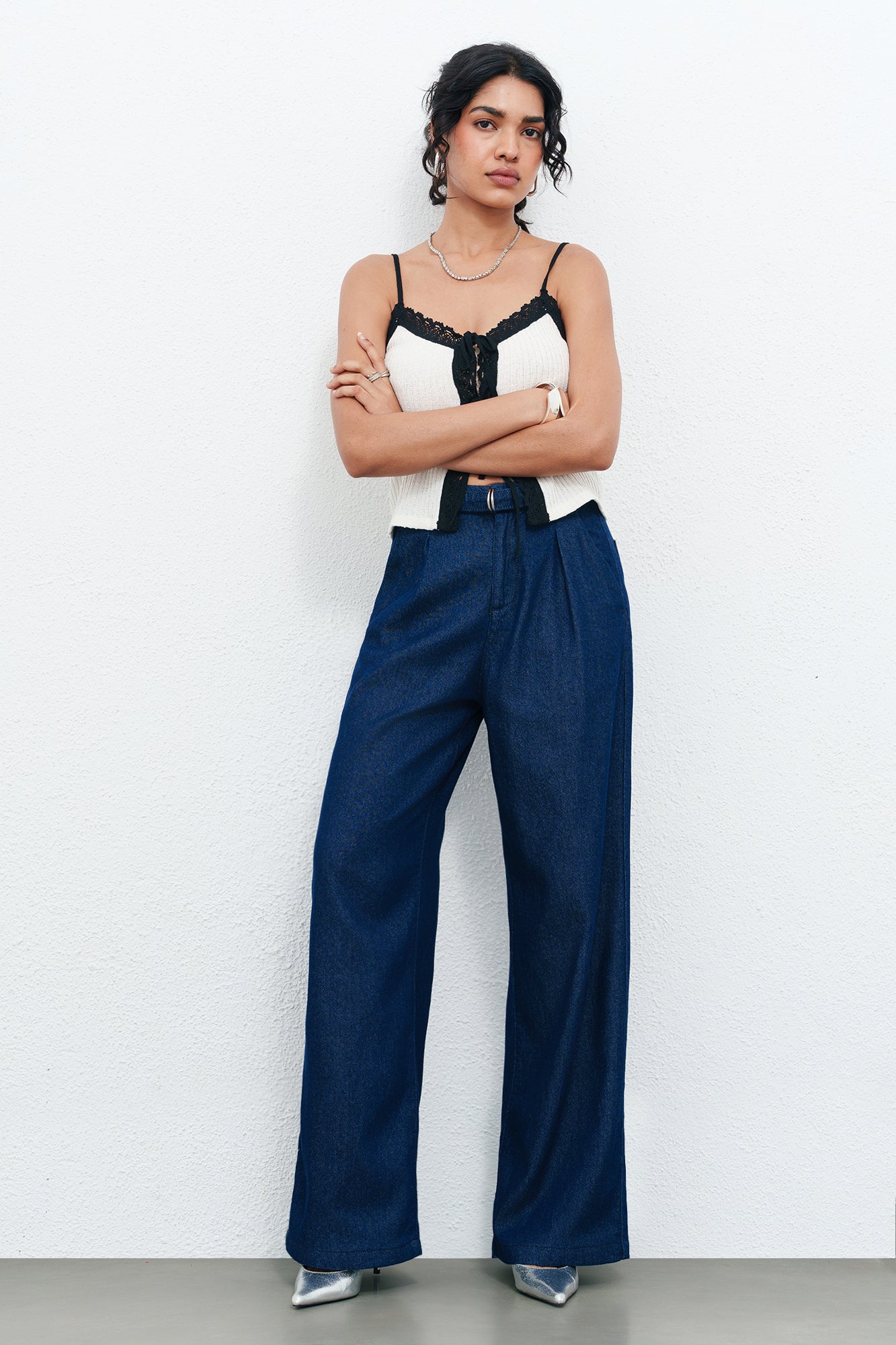 Formal Indigo Belted Women's Straight Jeans