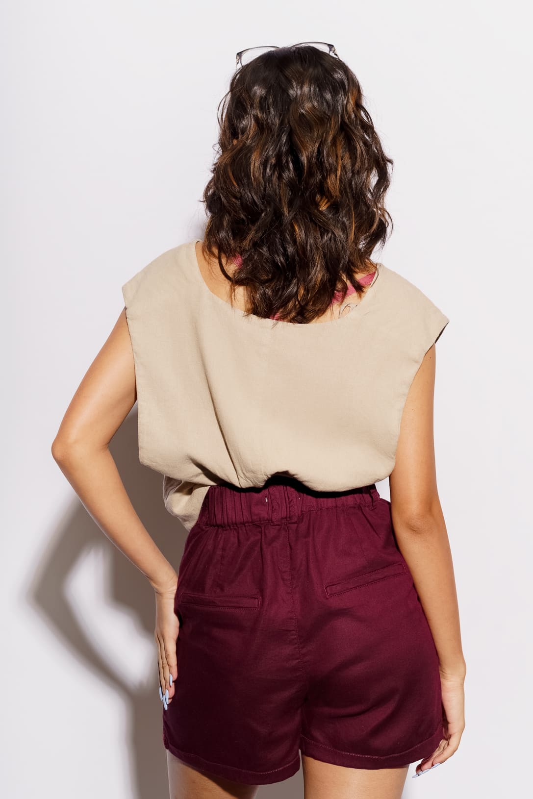 Wine pleated bermuda