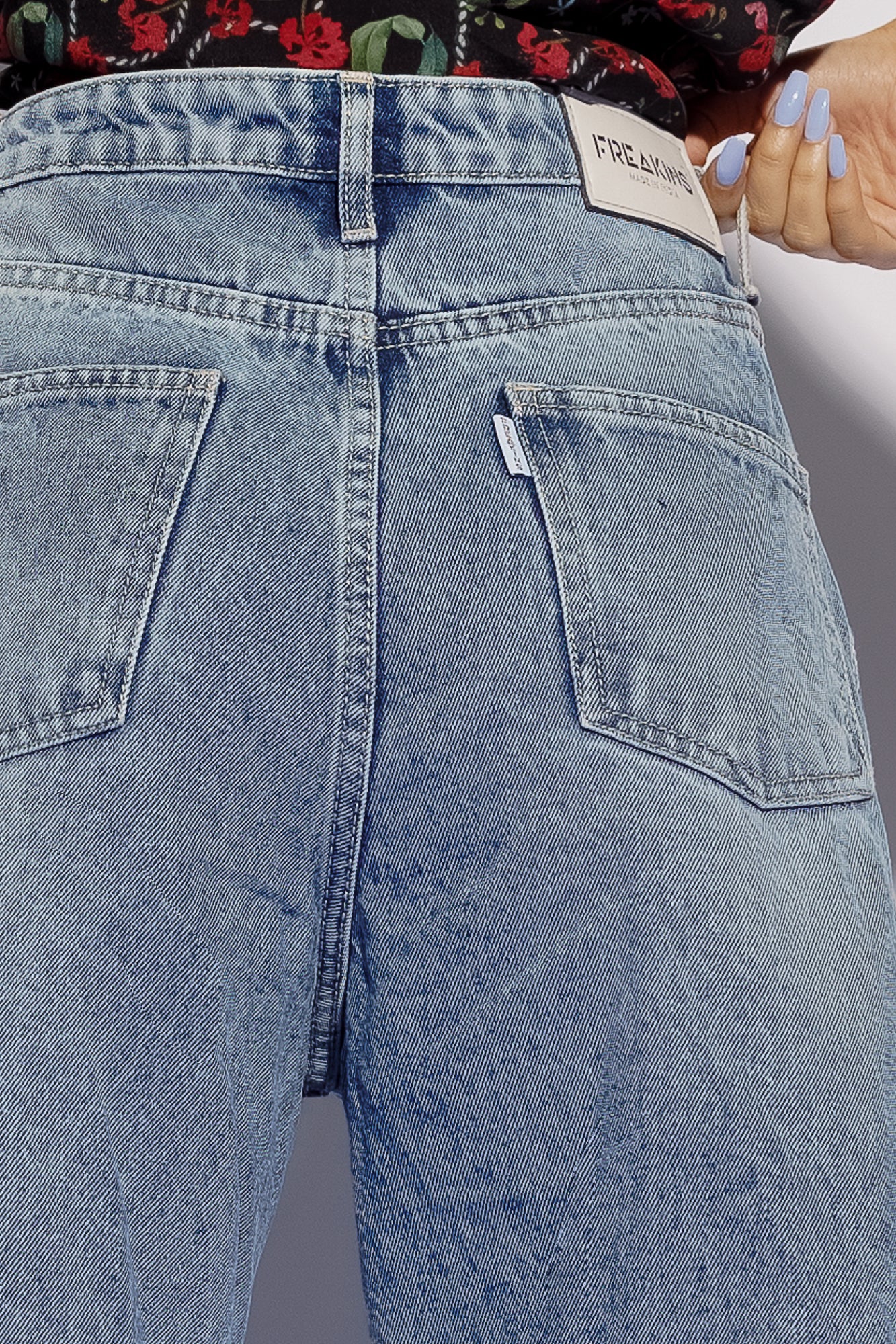 COARSE STRAIGHT JEANS