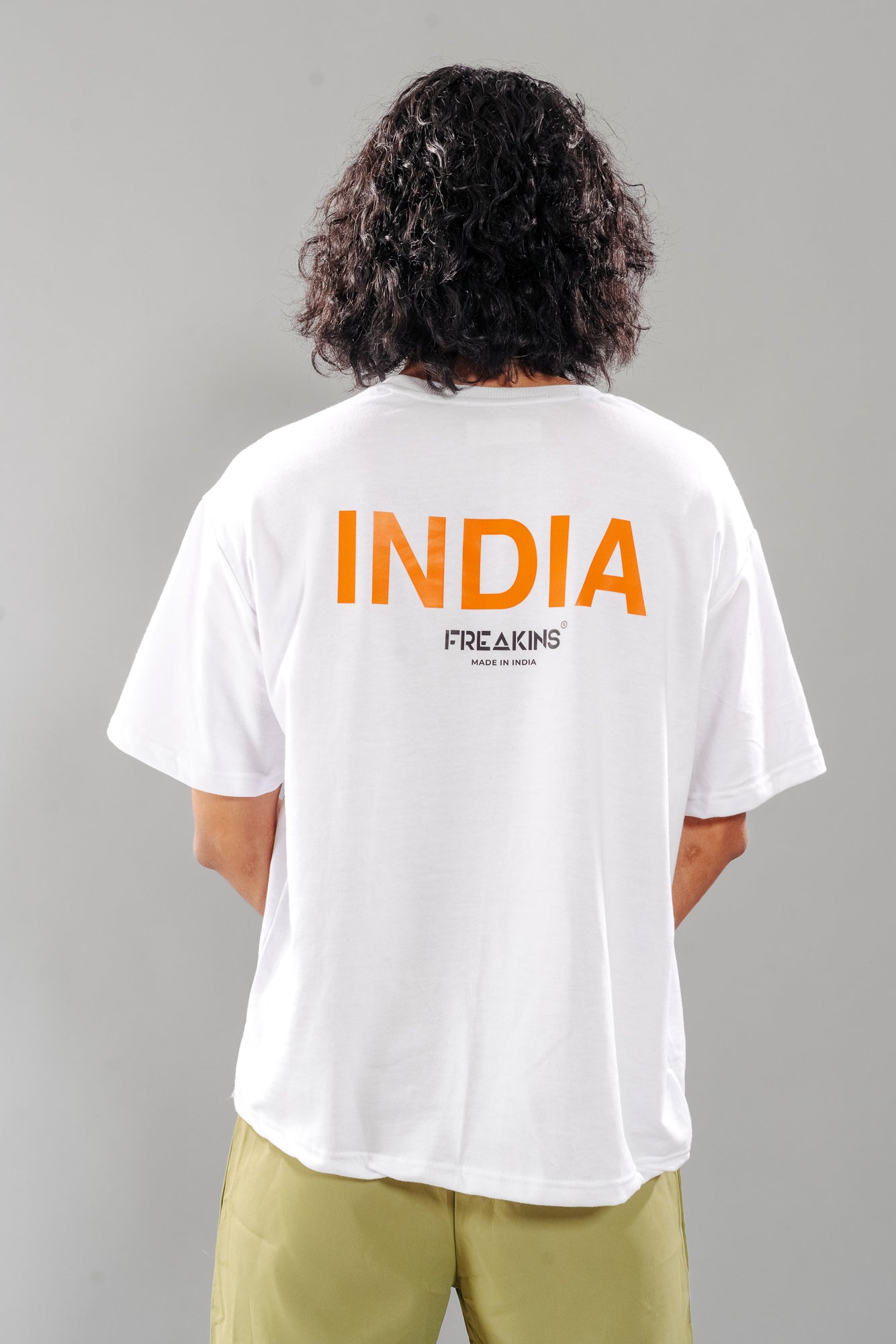 MENS ULTIMATE SHOWDOWN TEE