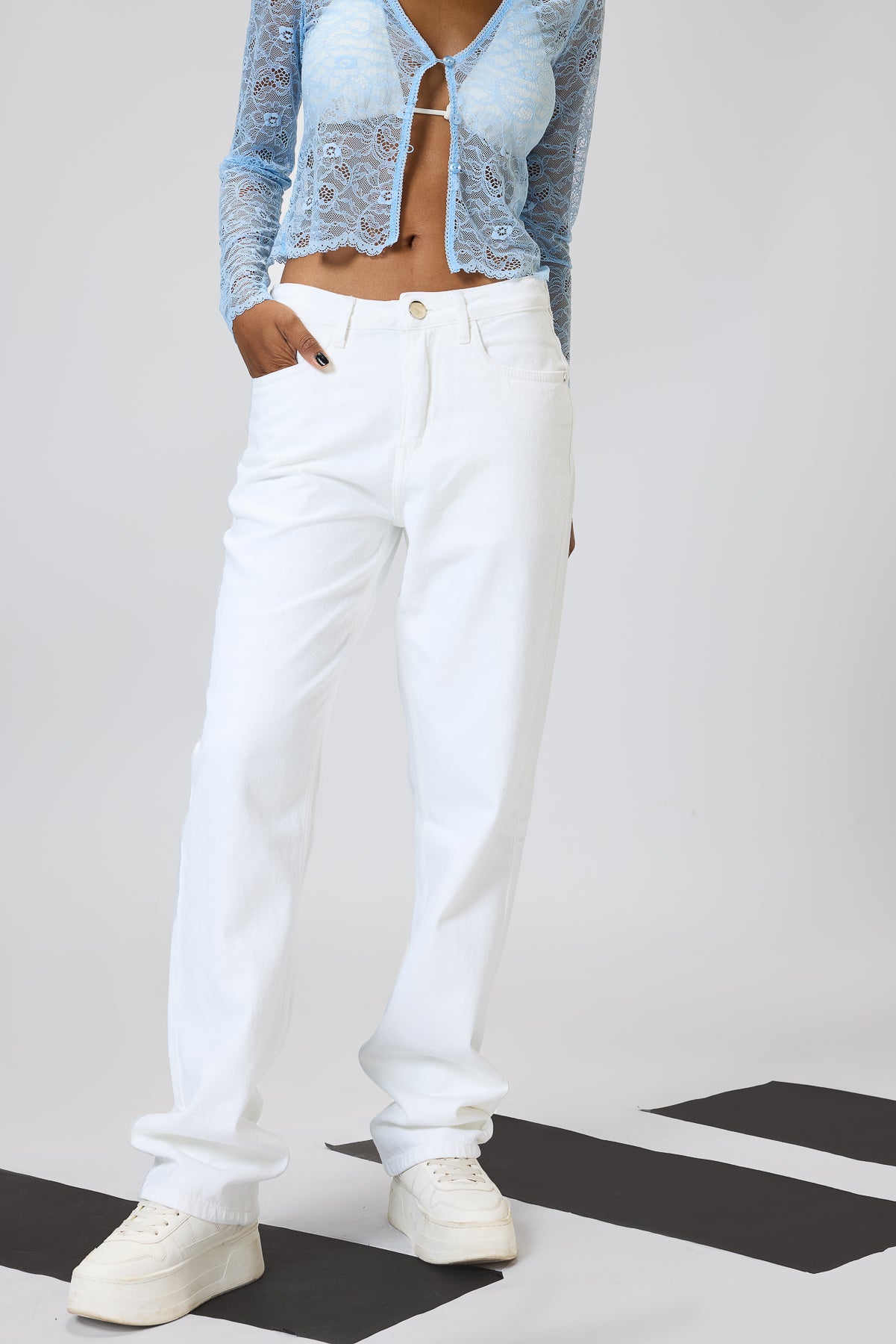 White Women's Slim Straight Jeans