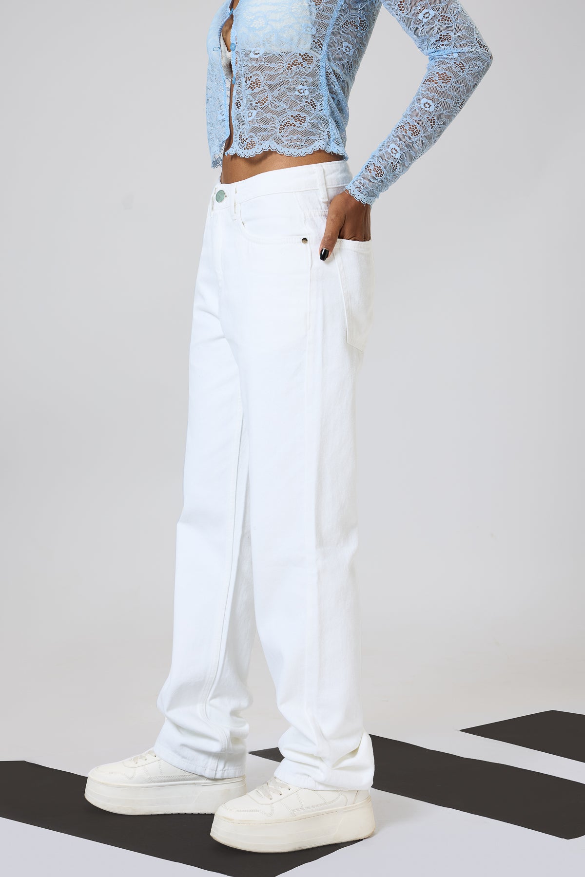 White Women's Slim Straight Jeans