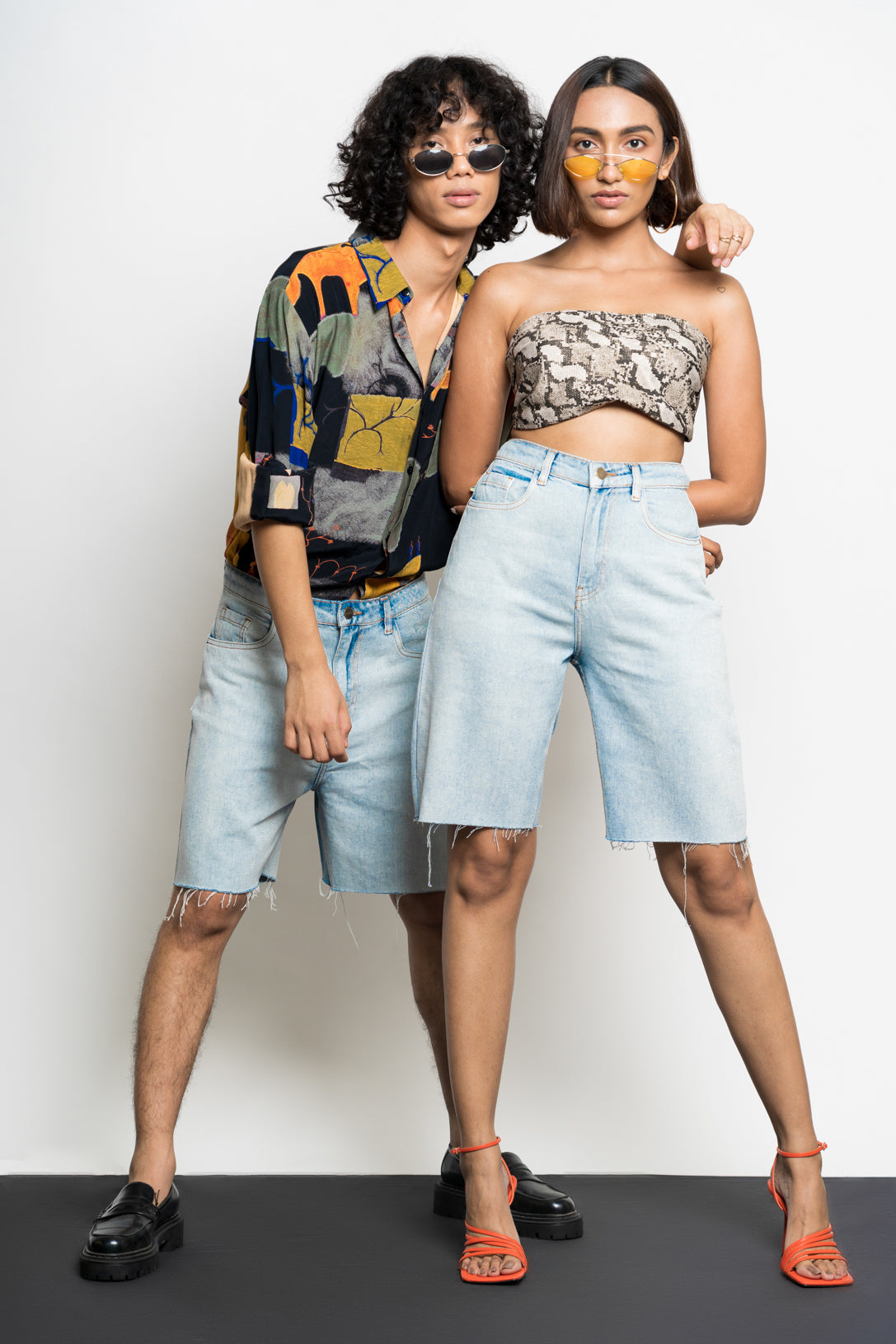 Unisex light blue bermuda shorts