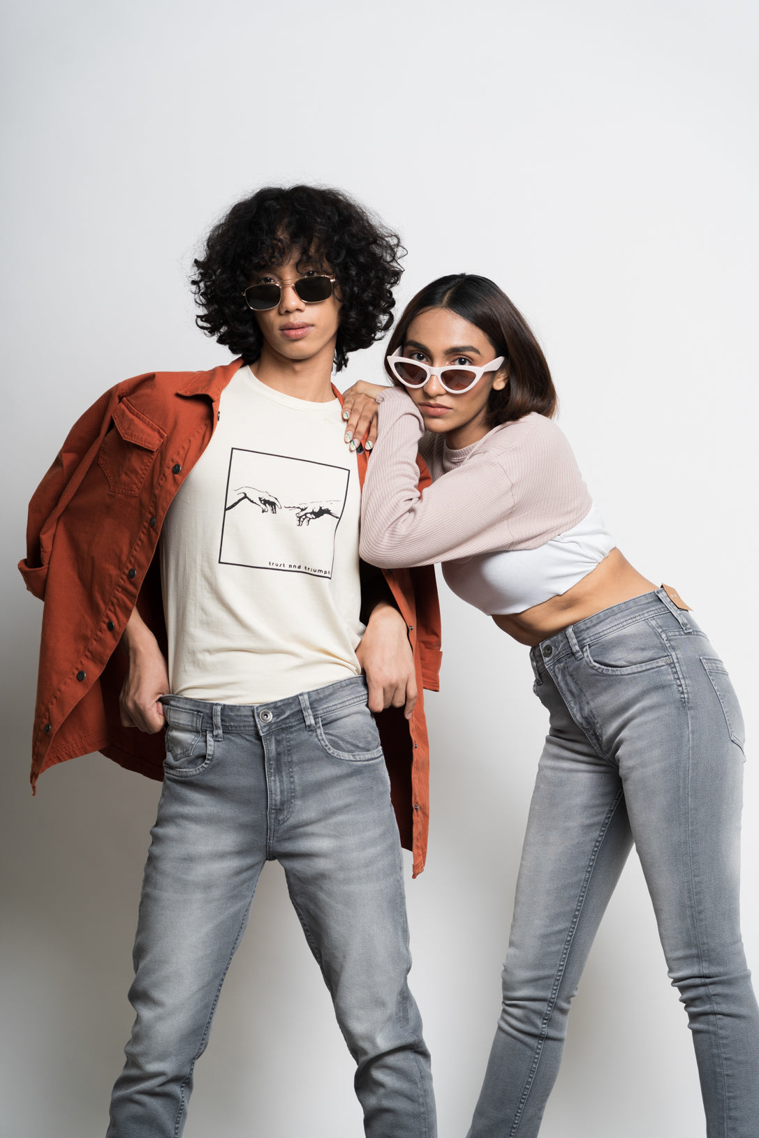 Unisex light grey comfort jeans