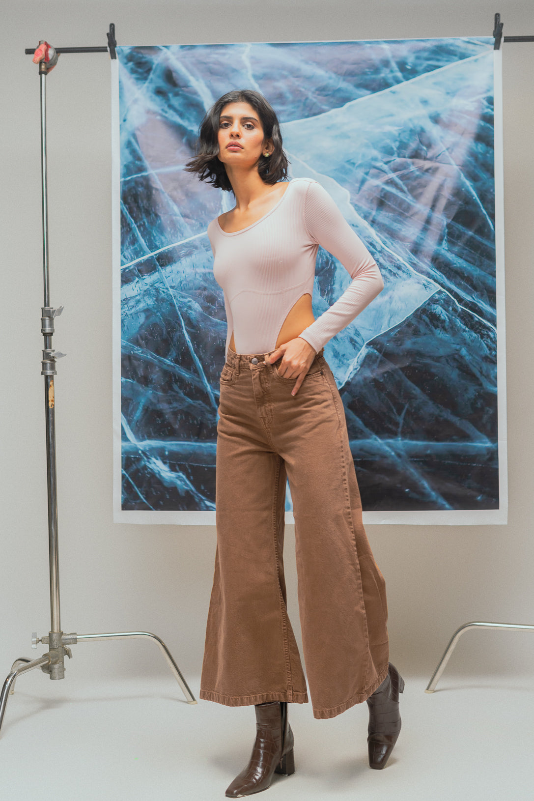 TAWN FLARE JEANS