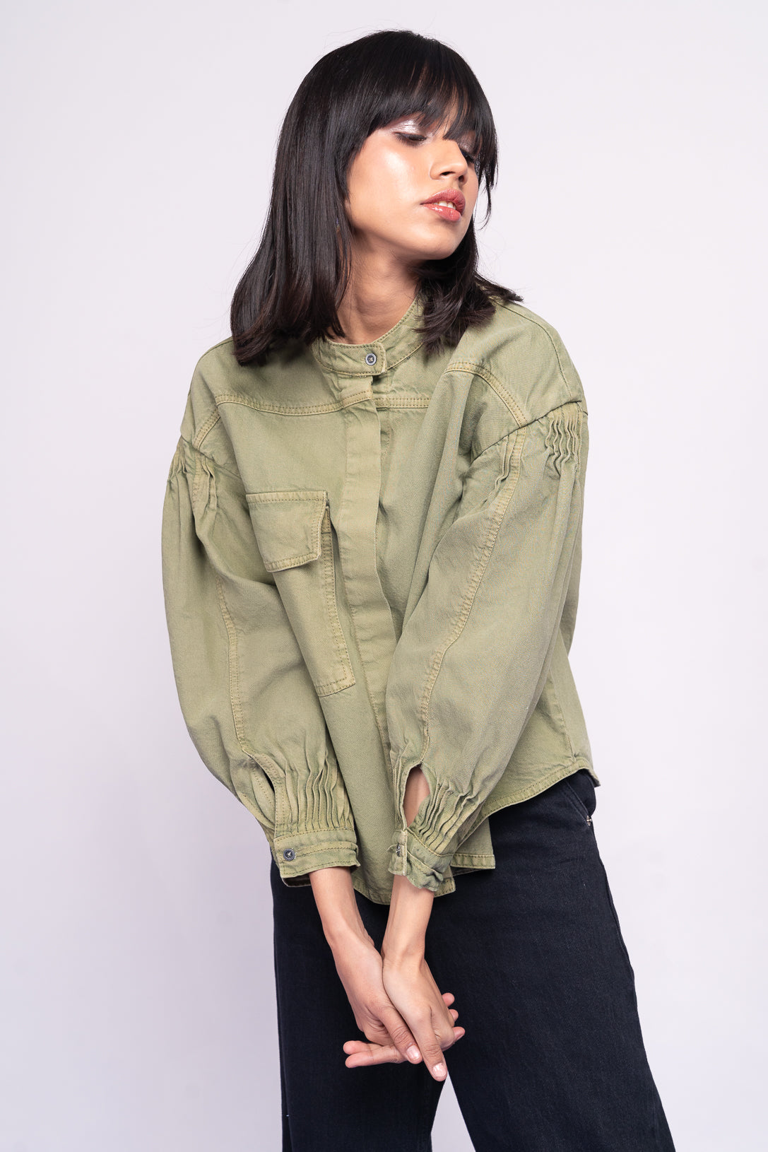 OLIVE PLEATED SHACKET