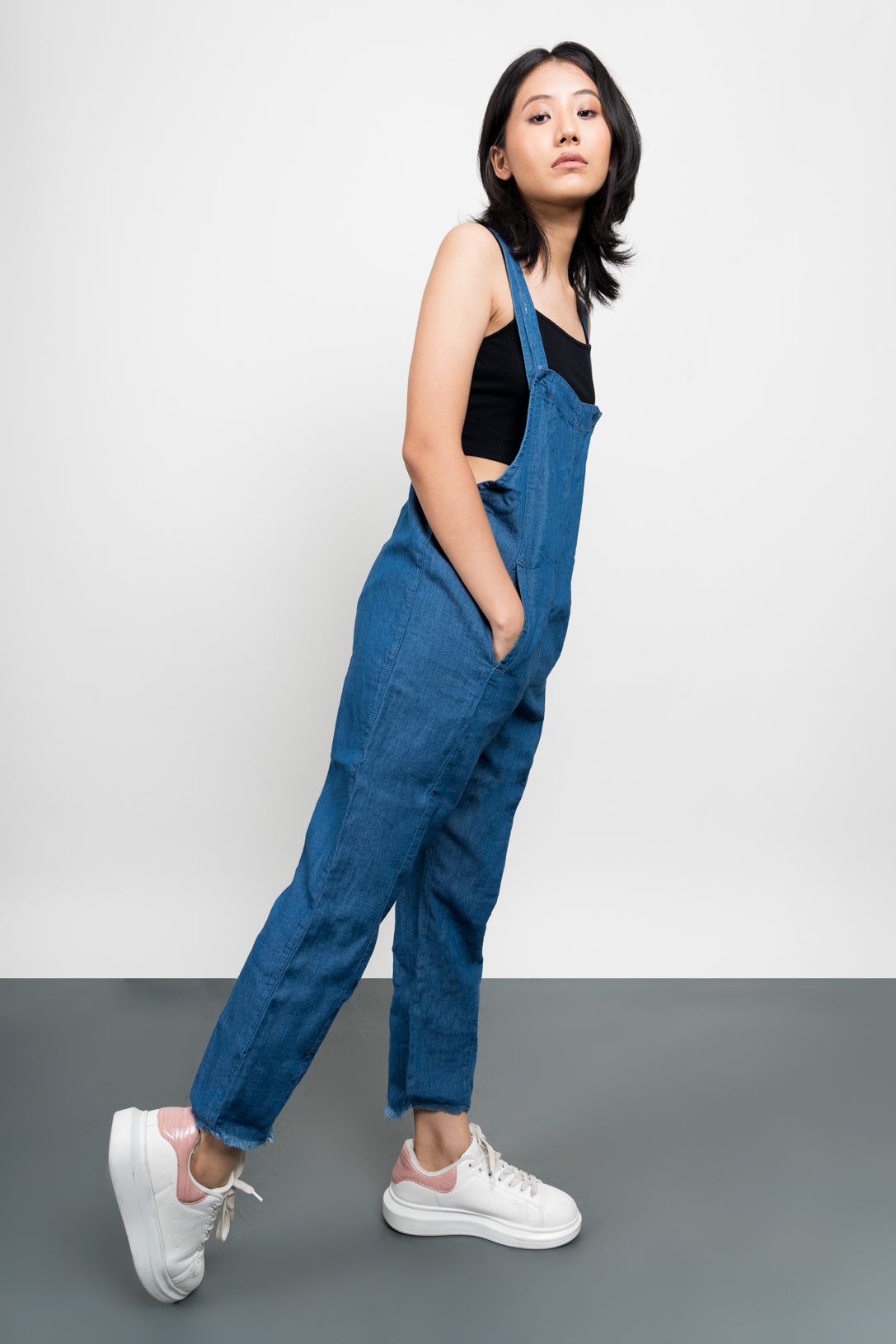 ECO-FRIENDLY MID BLUE DENIM DUNGAREE