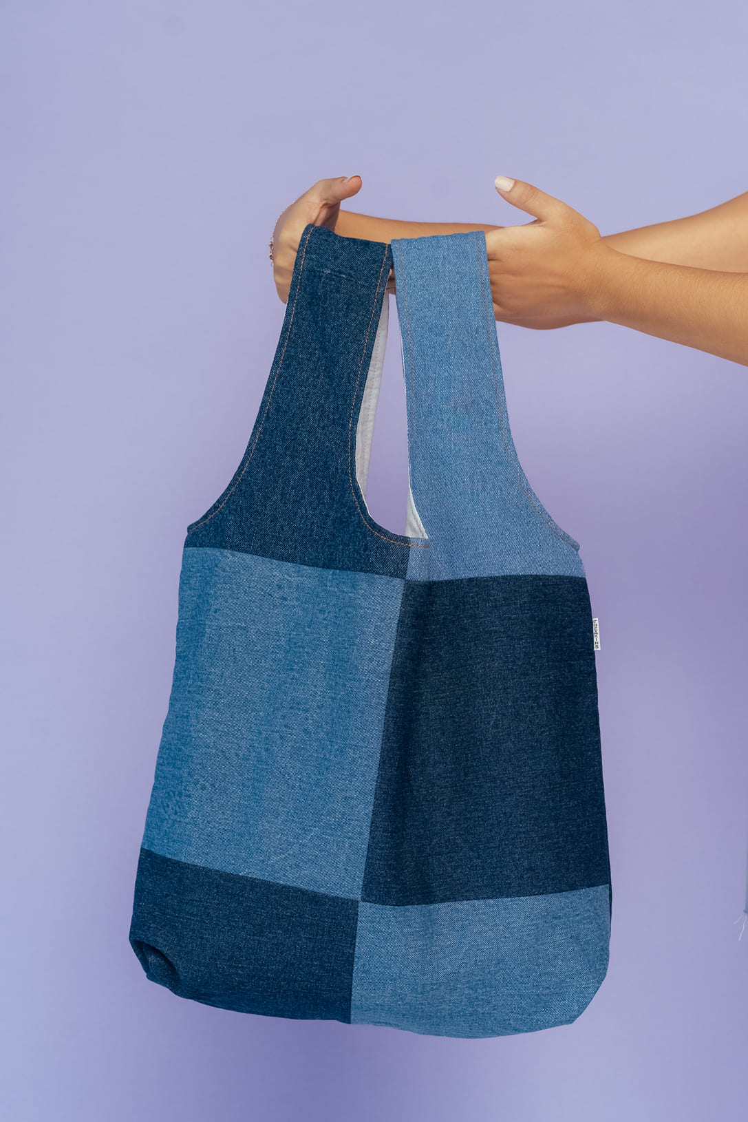 CROSS HEDGE TOTE BAG