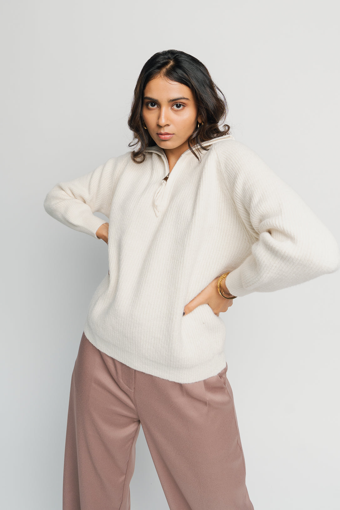 IVORY FRONT ZIP SWEATER