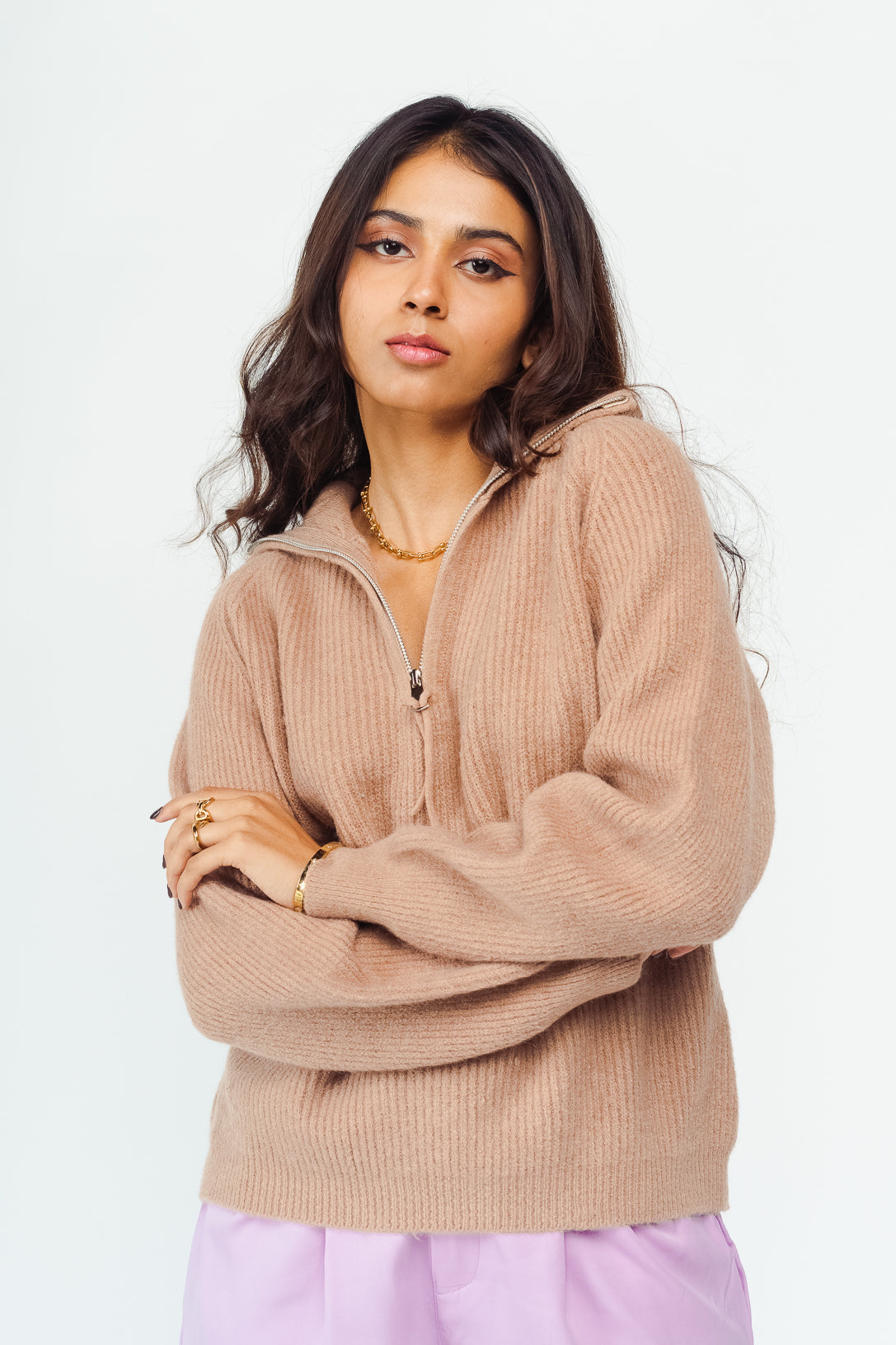 CARAMEL FRONT ZIP SWEATER
