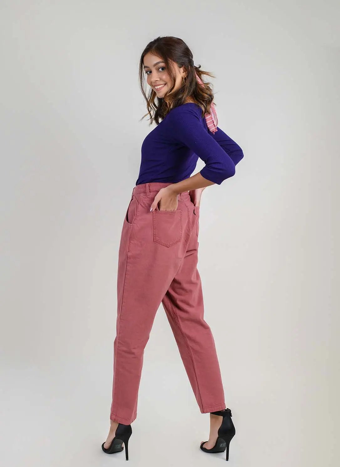 DUSTY PINK PLEATED SLOUCHY JEANS