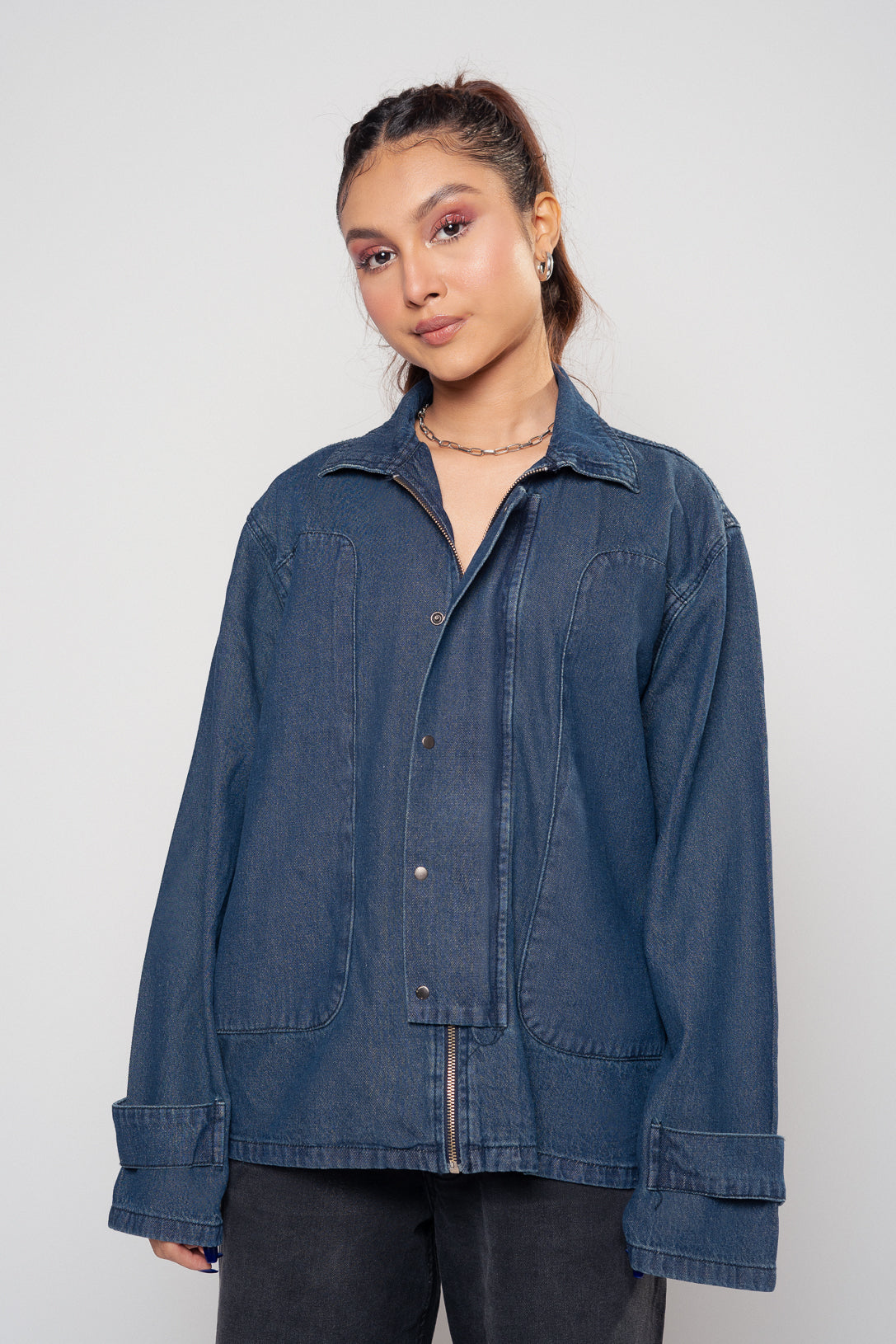 LIGHTWEIGHT BOMBER JACKET