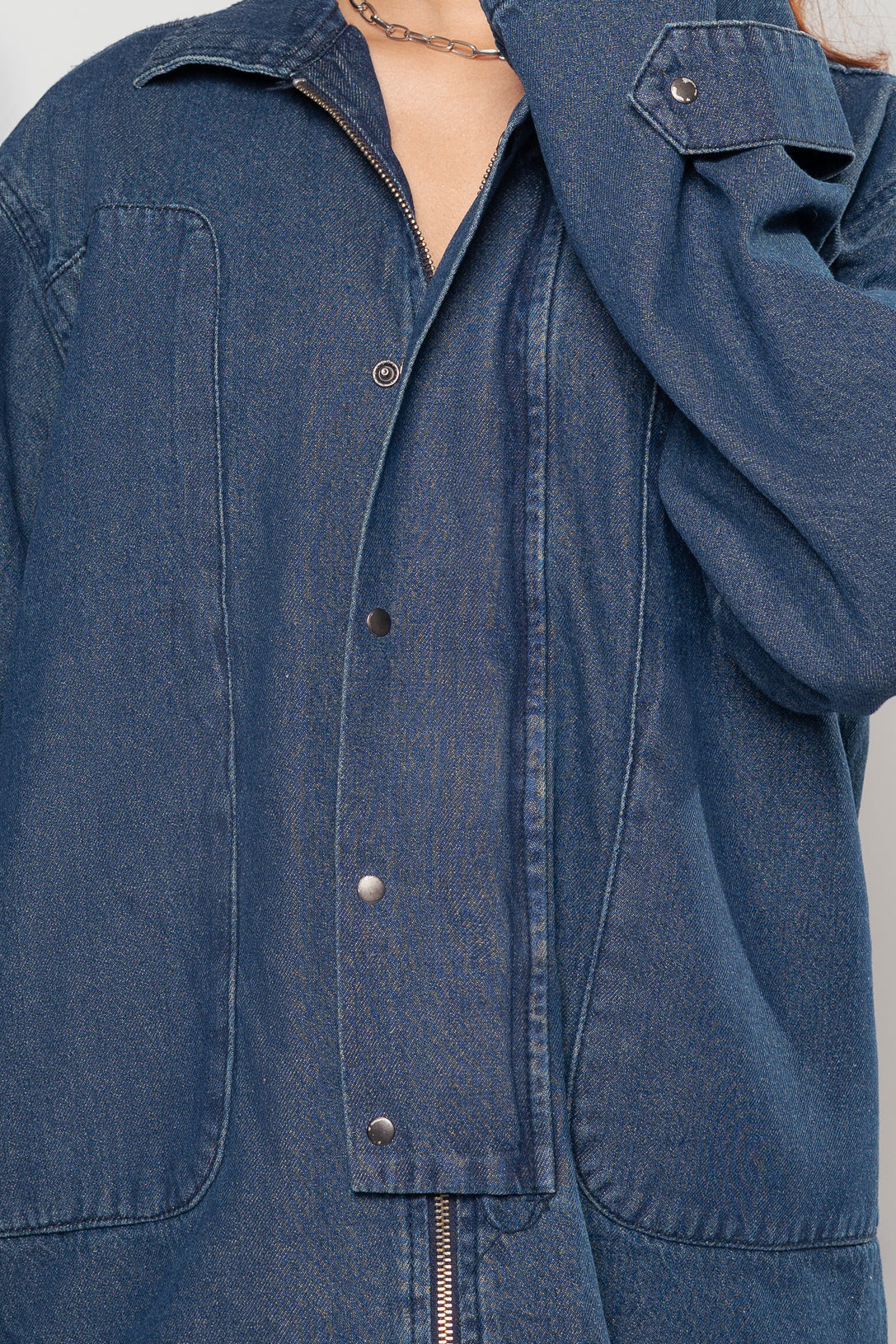 LIGHTWEIGHT BOMBER JACKET