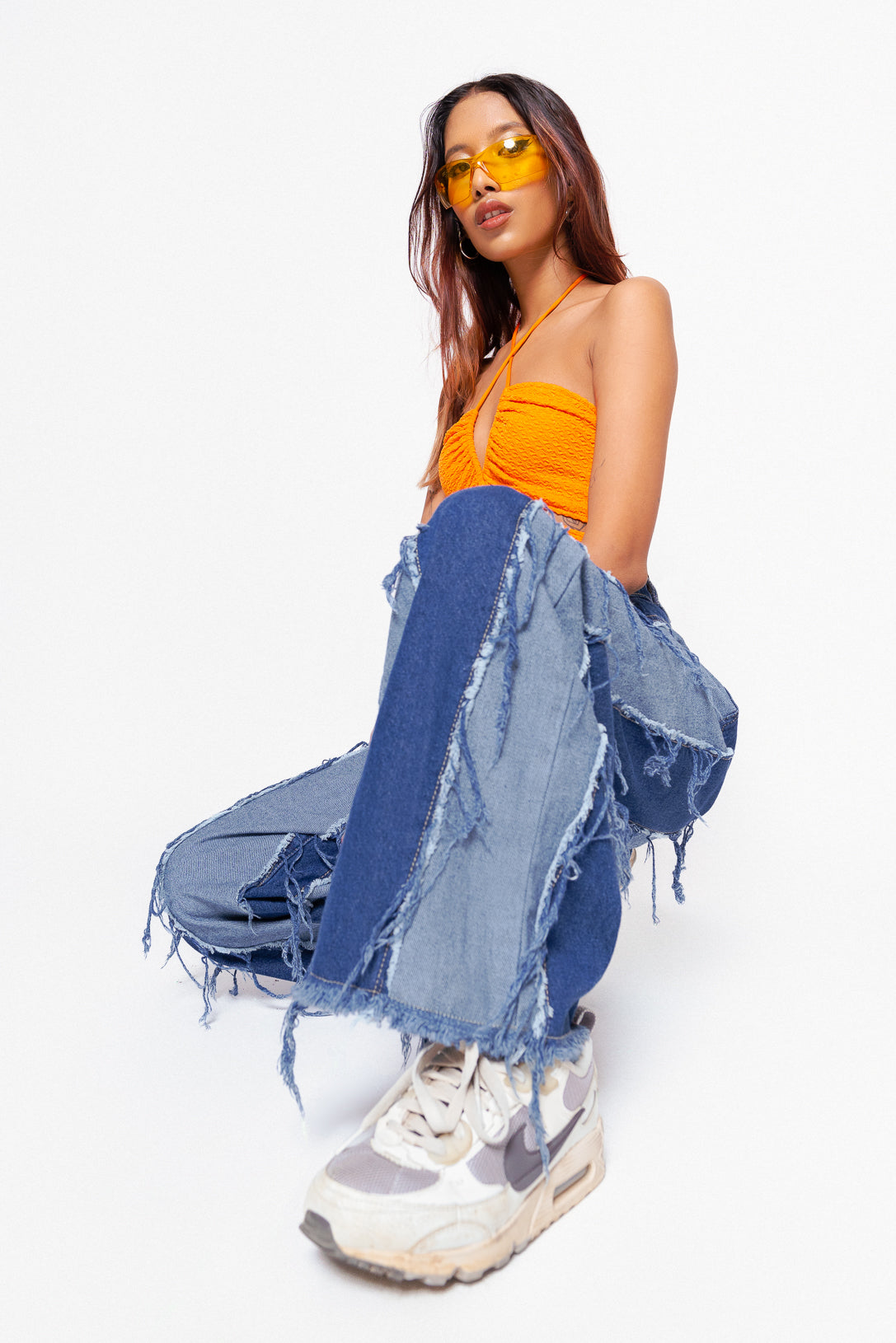 DANCE AROUND FRAY JEANS