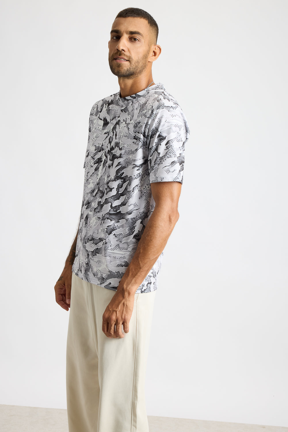 Printed Men's T-Shirt - Wavy