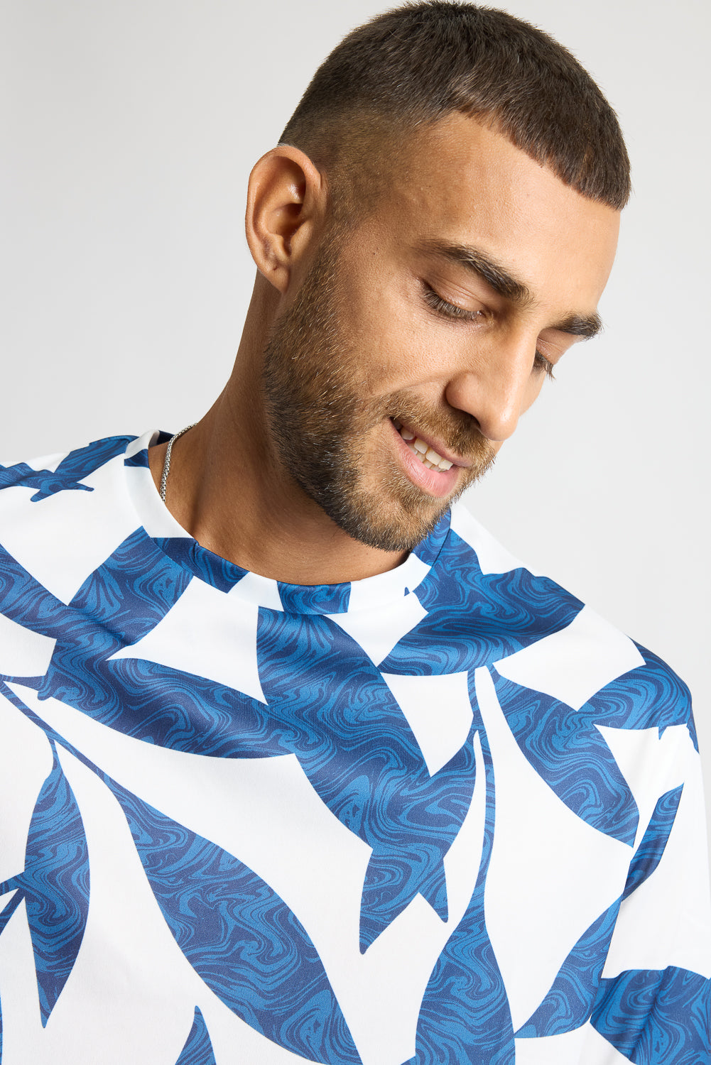 Printed Men's T-Shirt - Blue/White