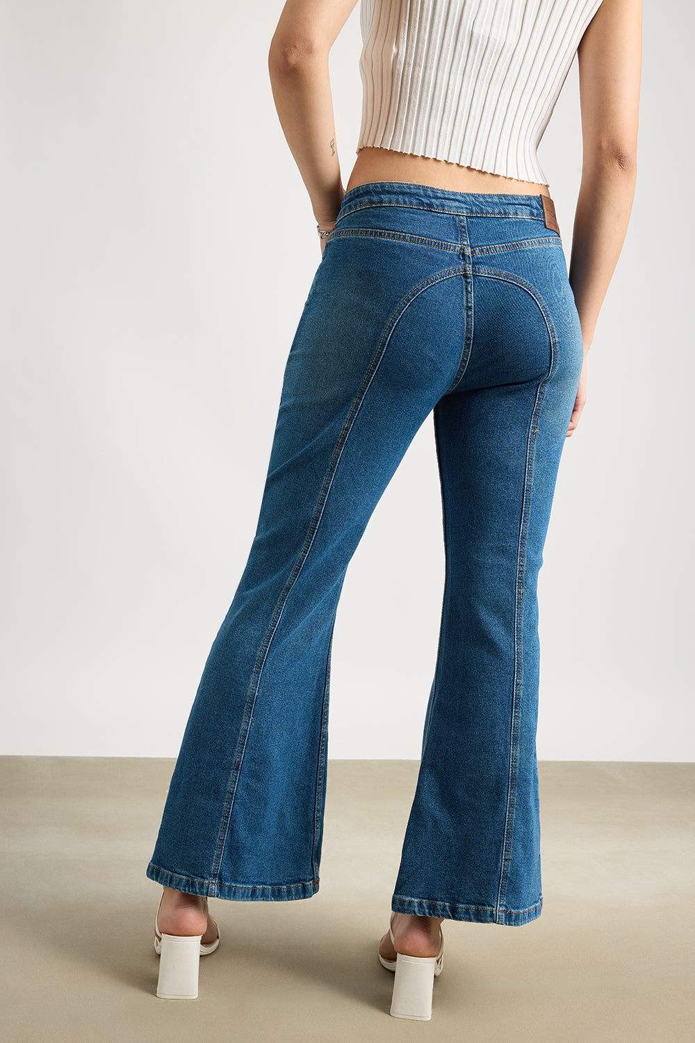 BLUE MILL WASHED BOOTCUT JEANS