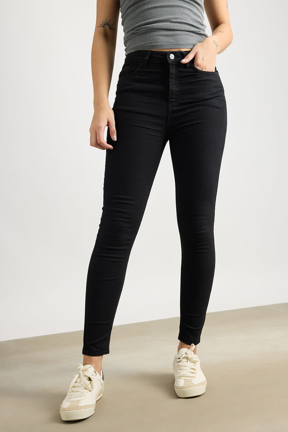 CARBON SKINNY FIT JEANS