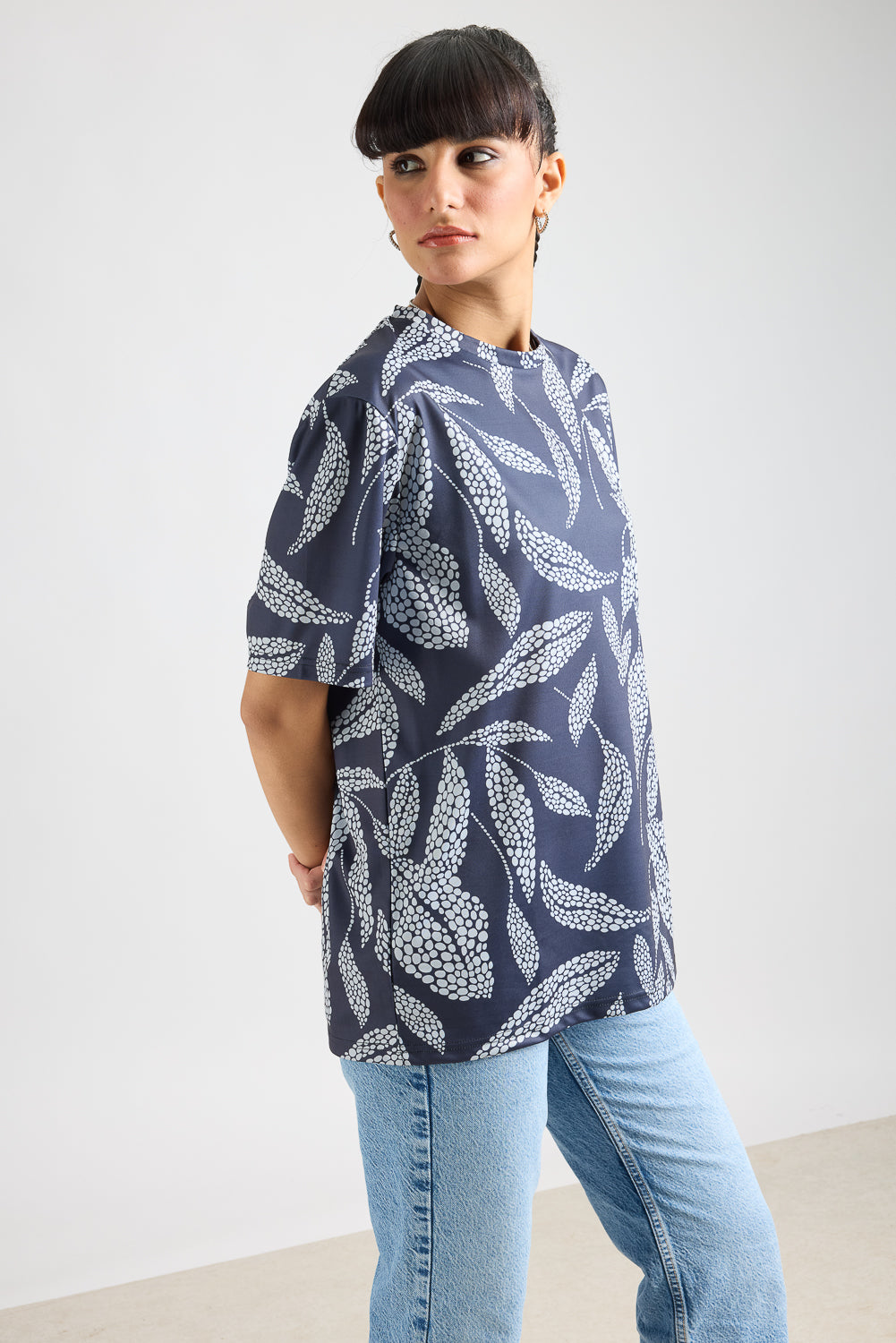 Printed Women's T-Shirt - Leafy Black