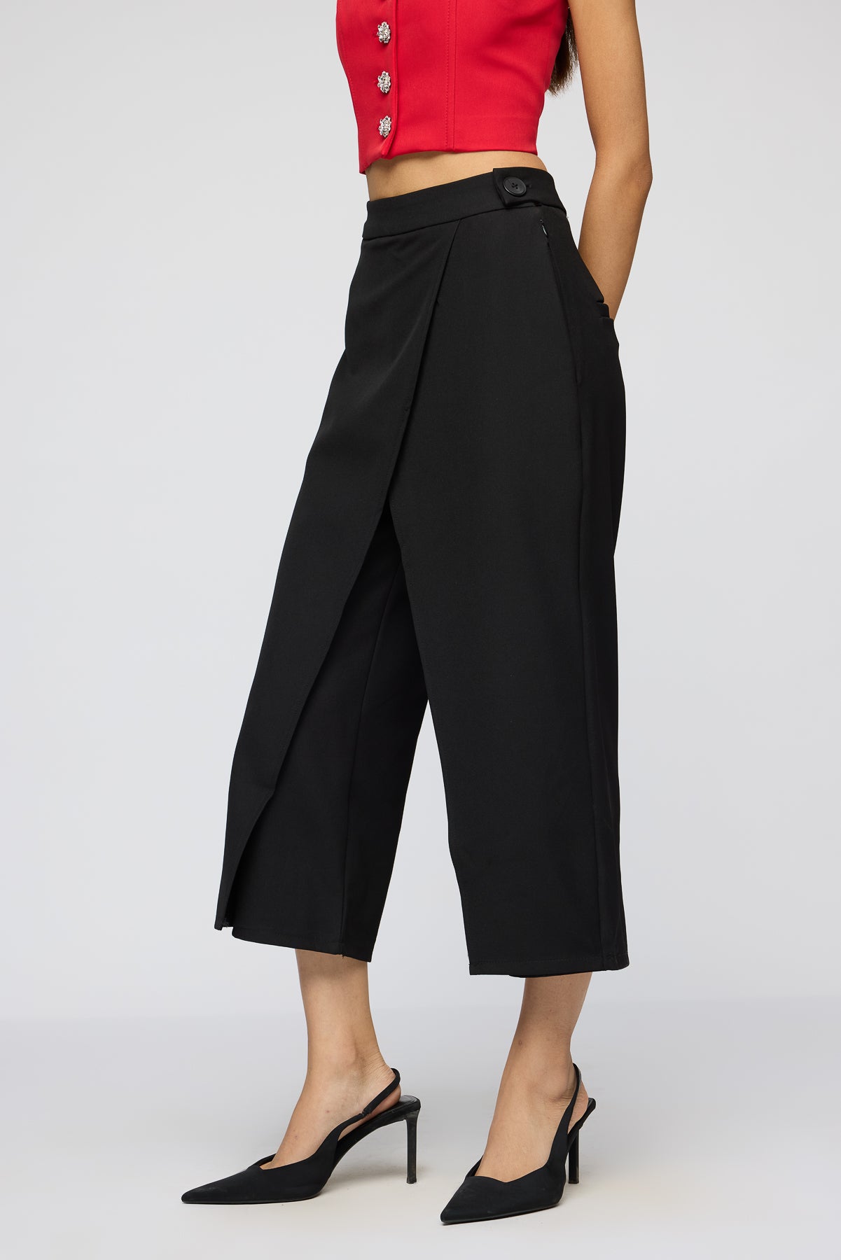 Noir Wrap Up Cropped Korean Pants