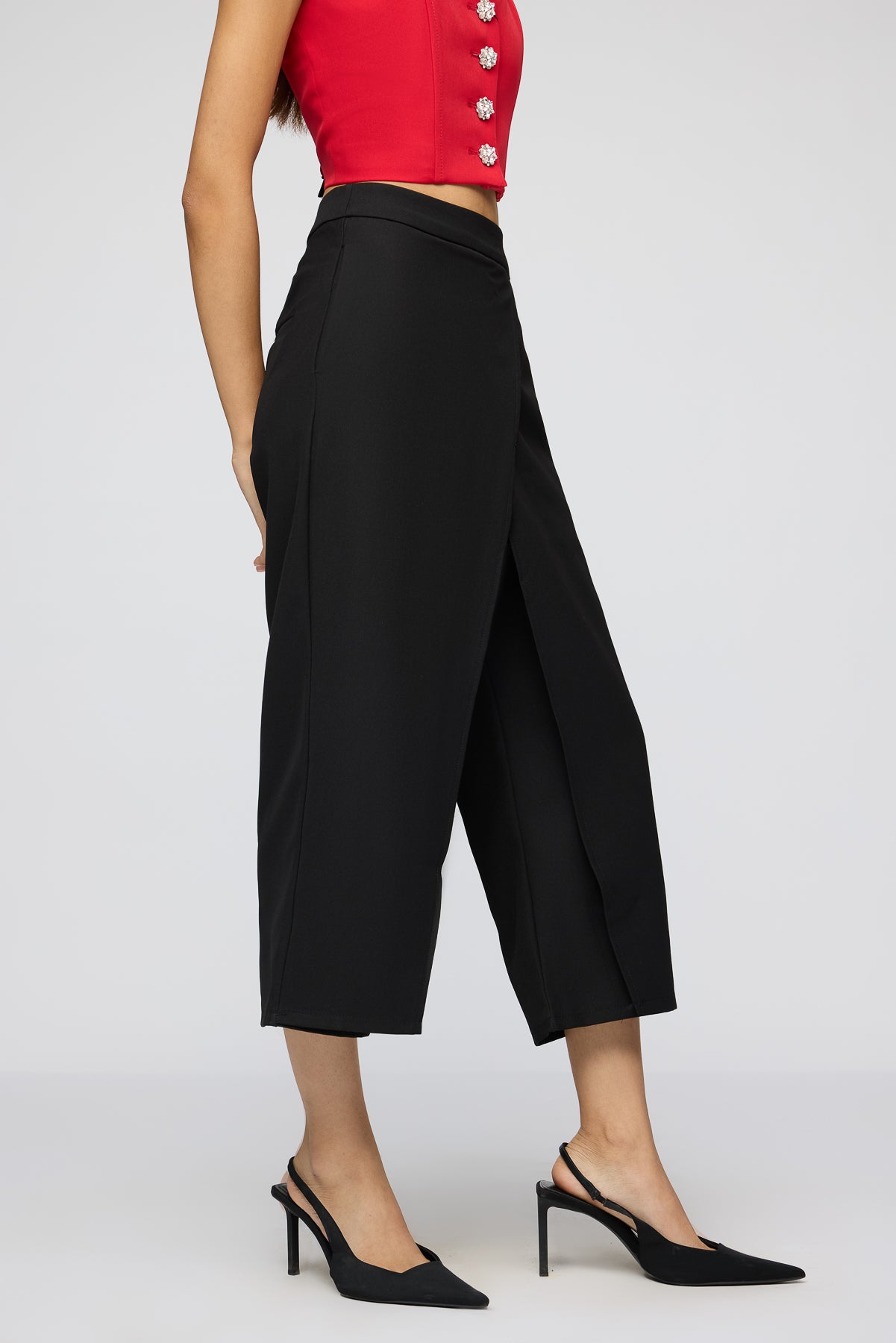 Noir Wrap Up Cropped Korean Pants