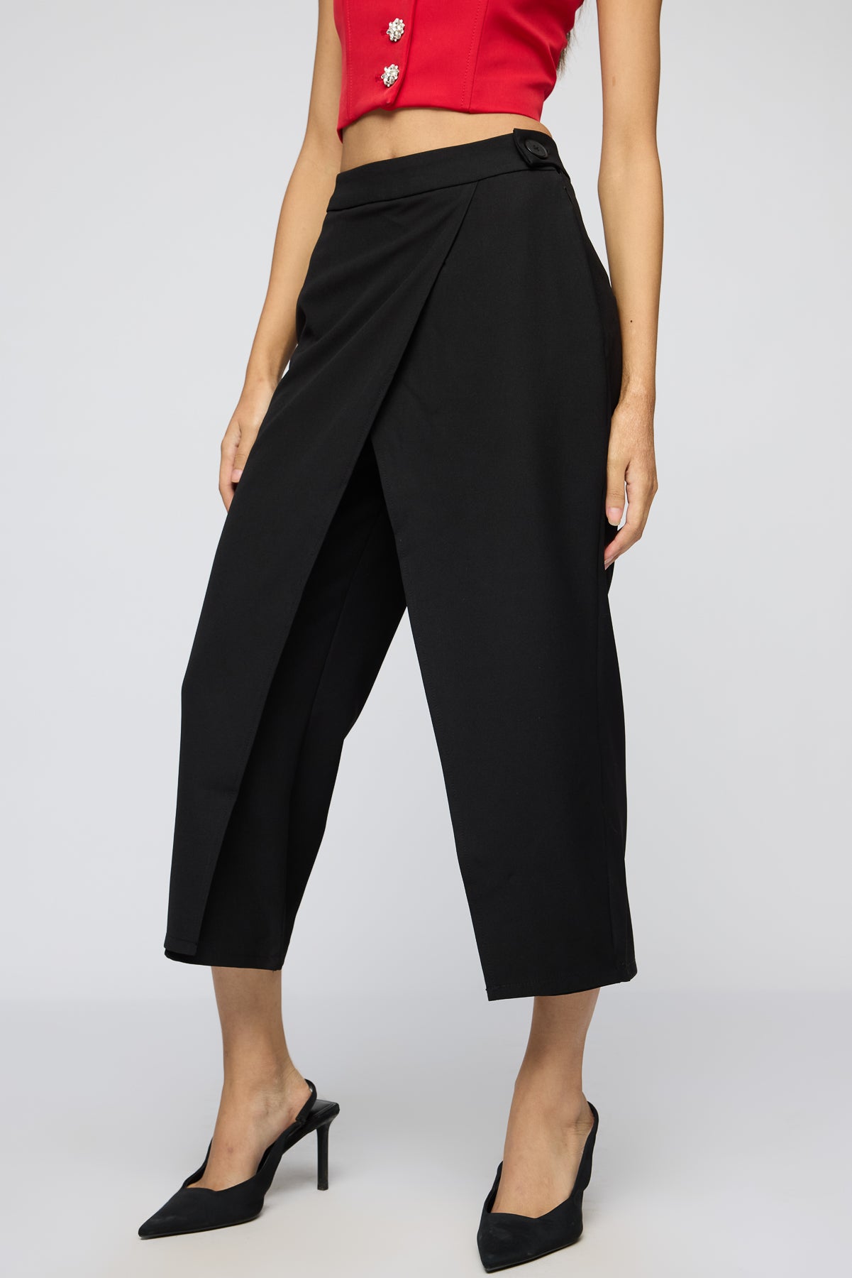 Noir Wrap Up Cropped Korean Pants