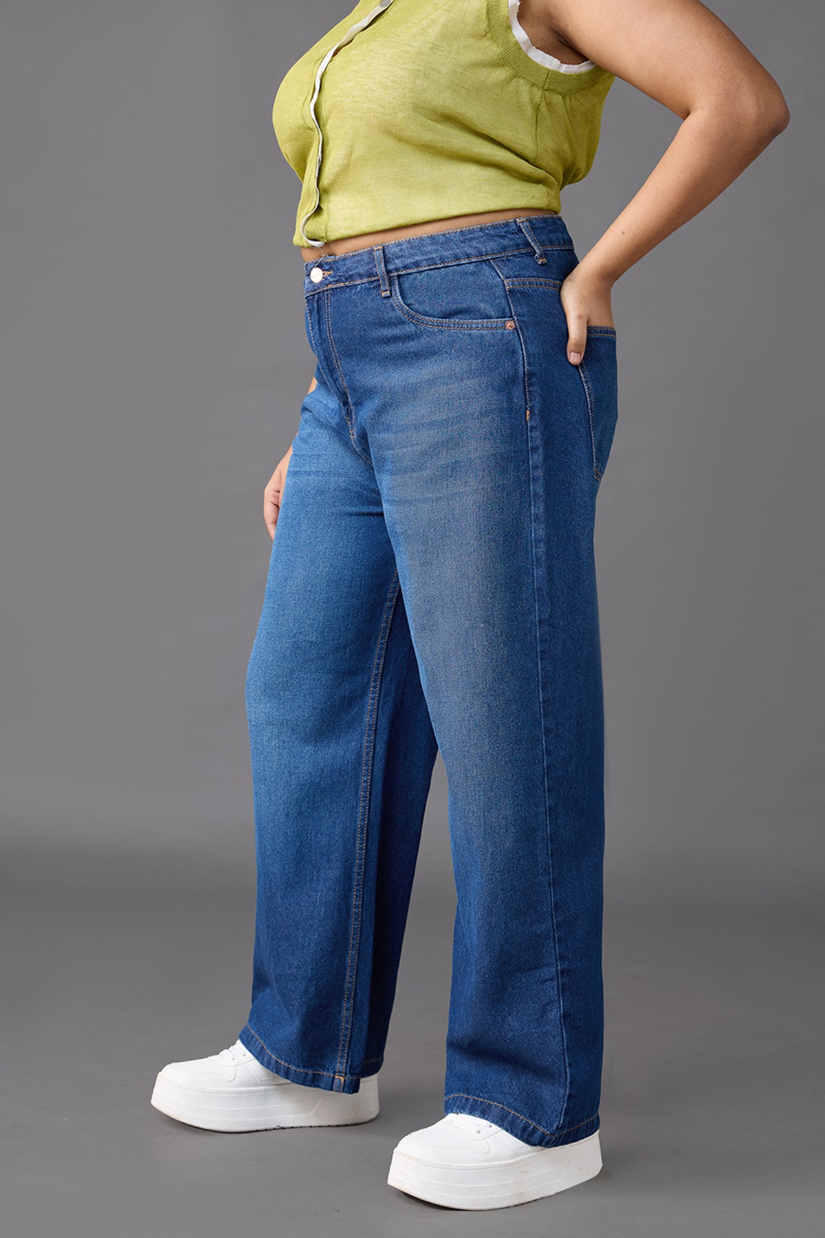 Oceanic Curve Wide Jeans