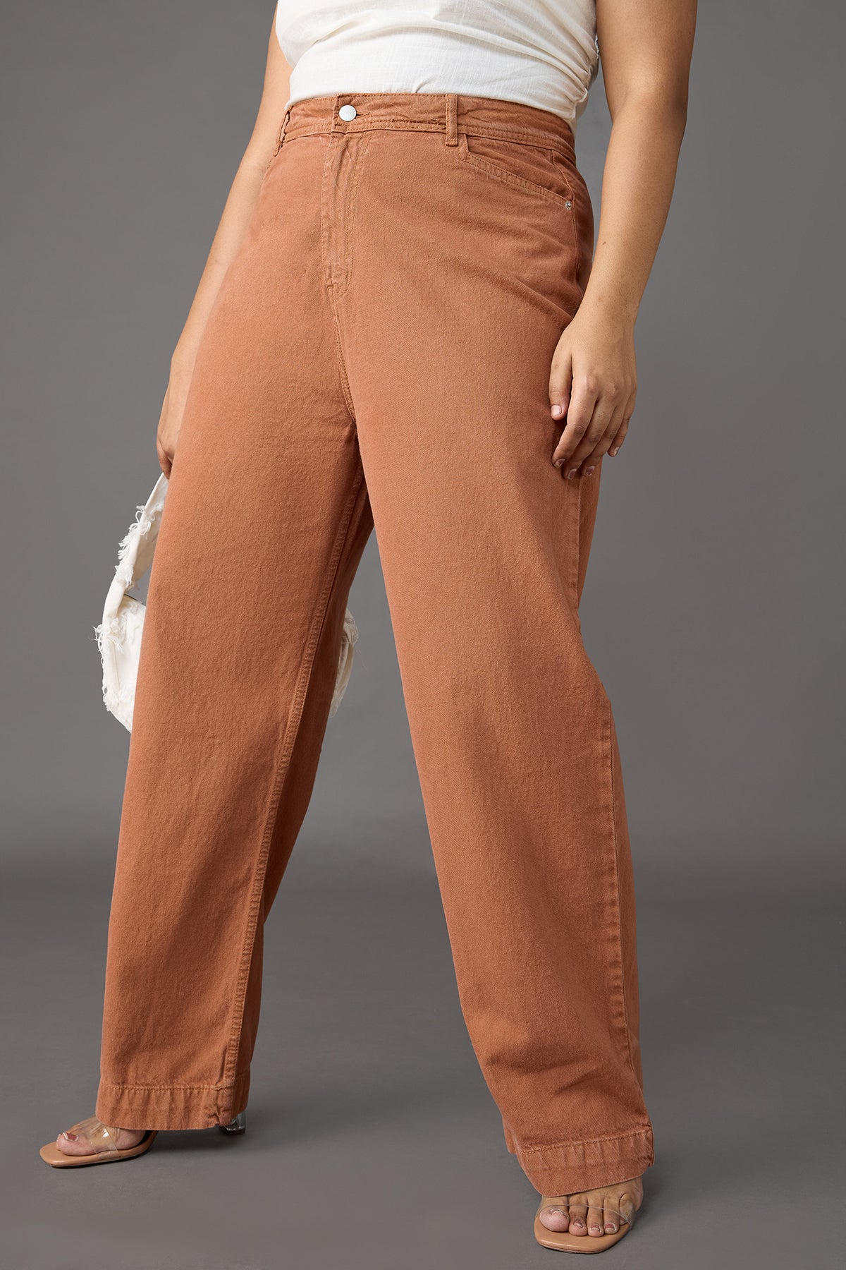 CURVE BROWN STRAIGHT JEANS