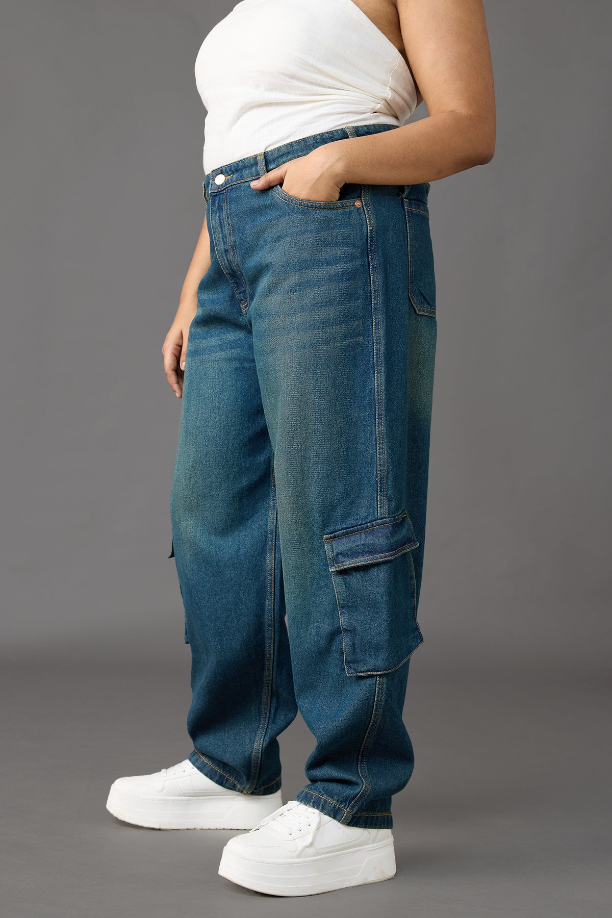 Lagoon Luxe Cargo Jeans Curve