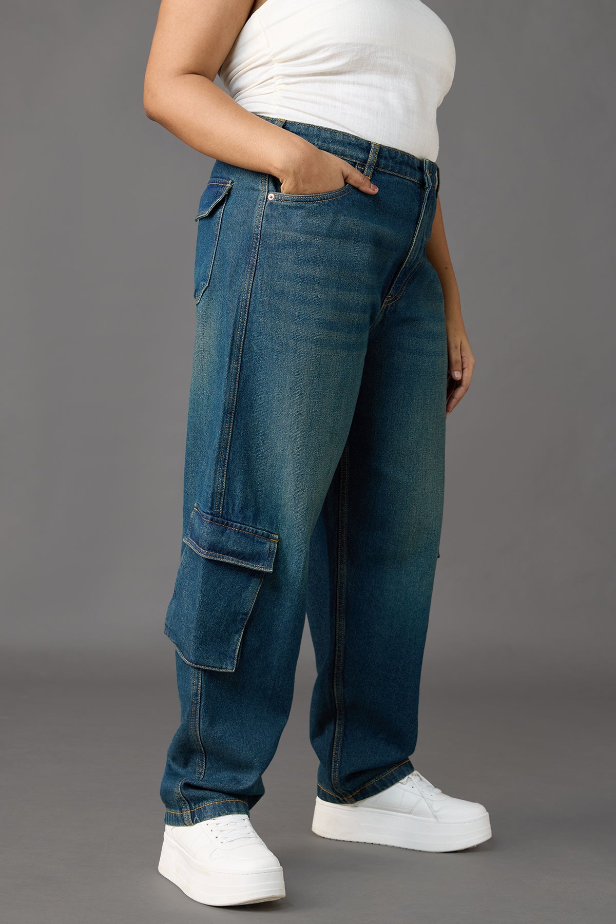 Lagoon Luxe Cargo Jeans Curve