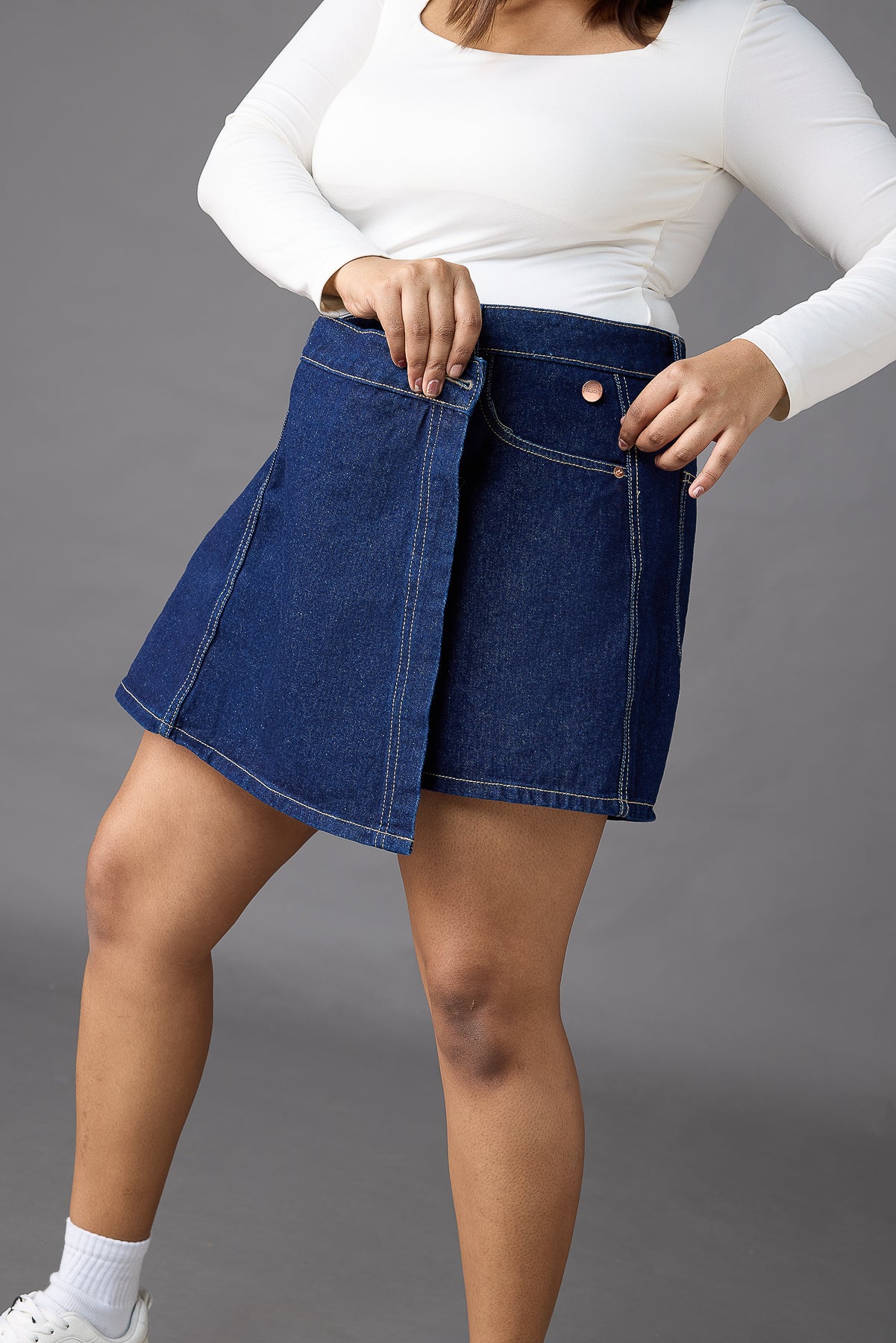 Asymmetrical Raw Curve Denim Skort