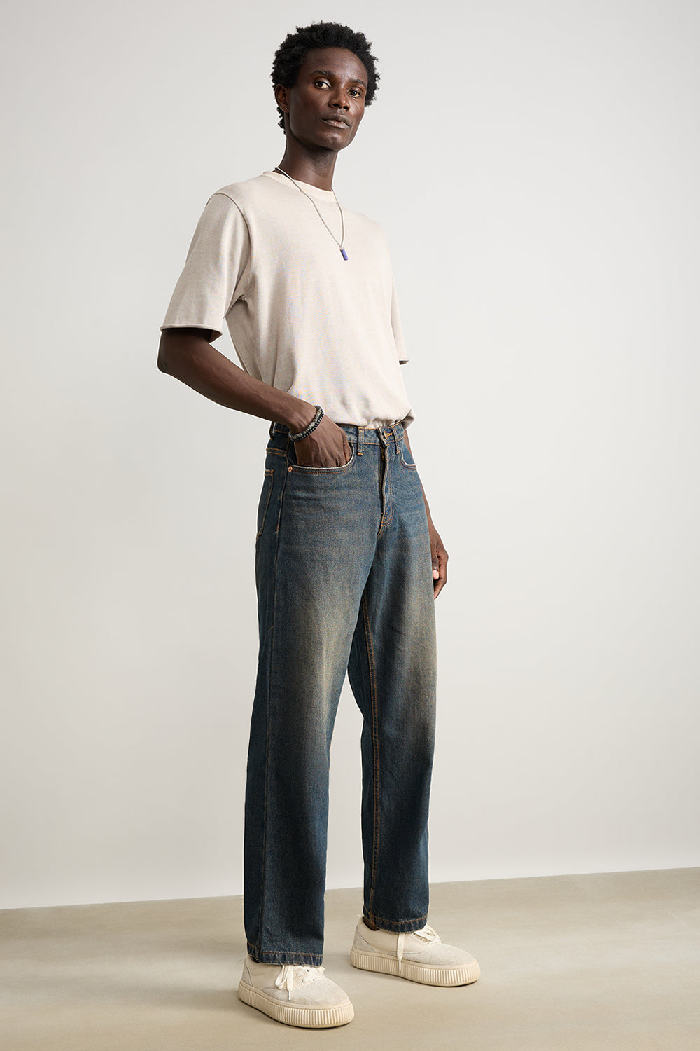 WIDE FIT SHADED MEN'S JEANS
