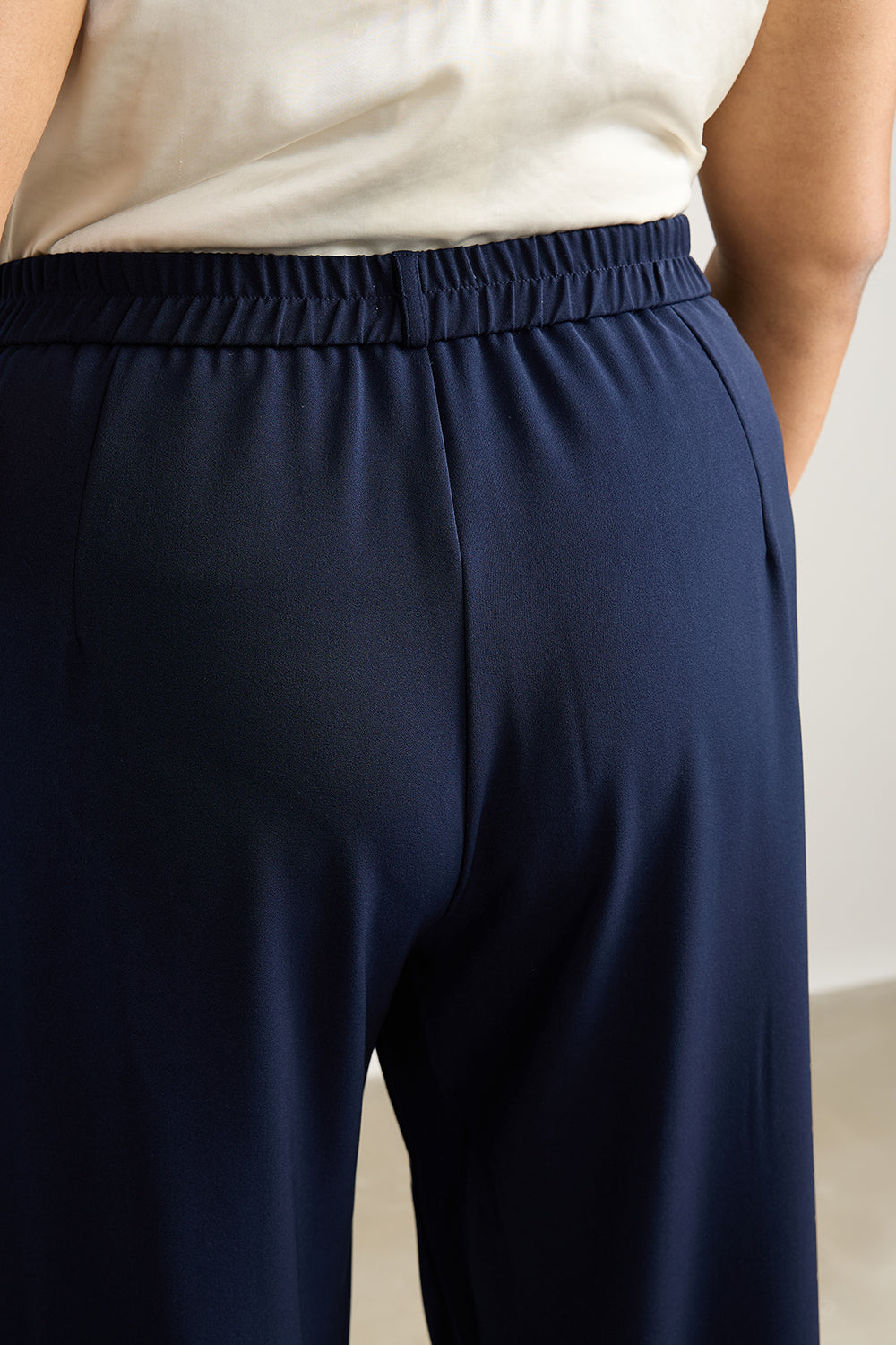Women's curve pleated navy blue korean pant