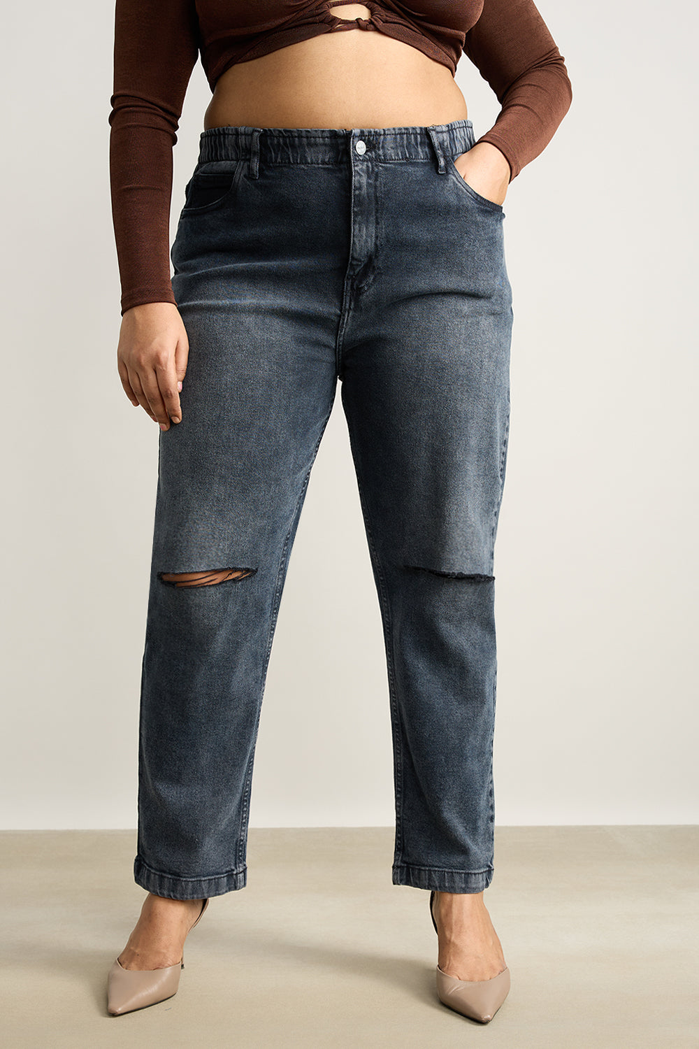 KNEE RIPPED CHARCOAL STRETCH MOM JEANS