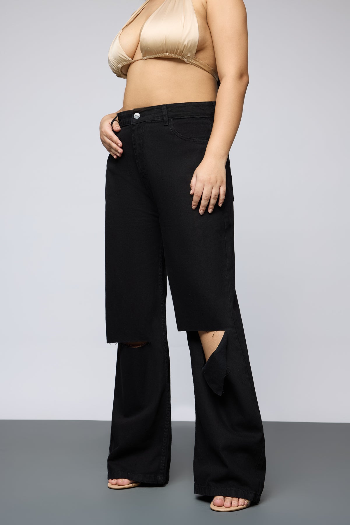 Ultra Black Knee Distressed Curve Wide Leg Jeans