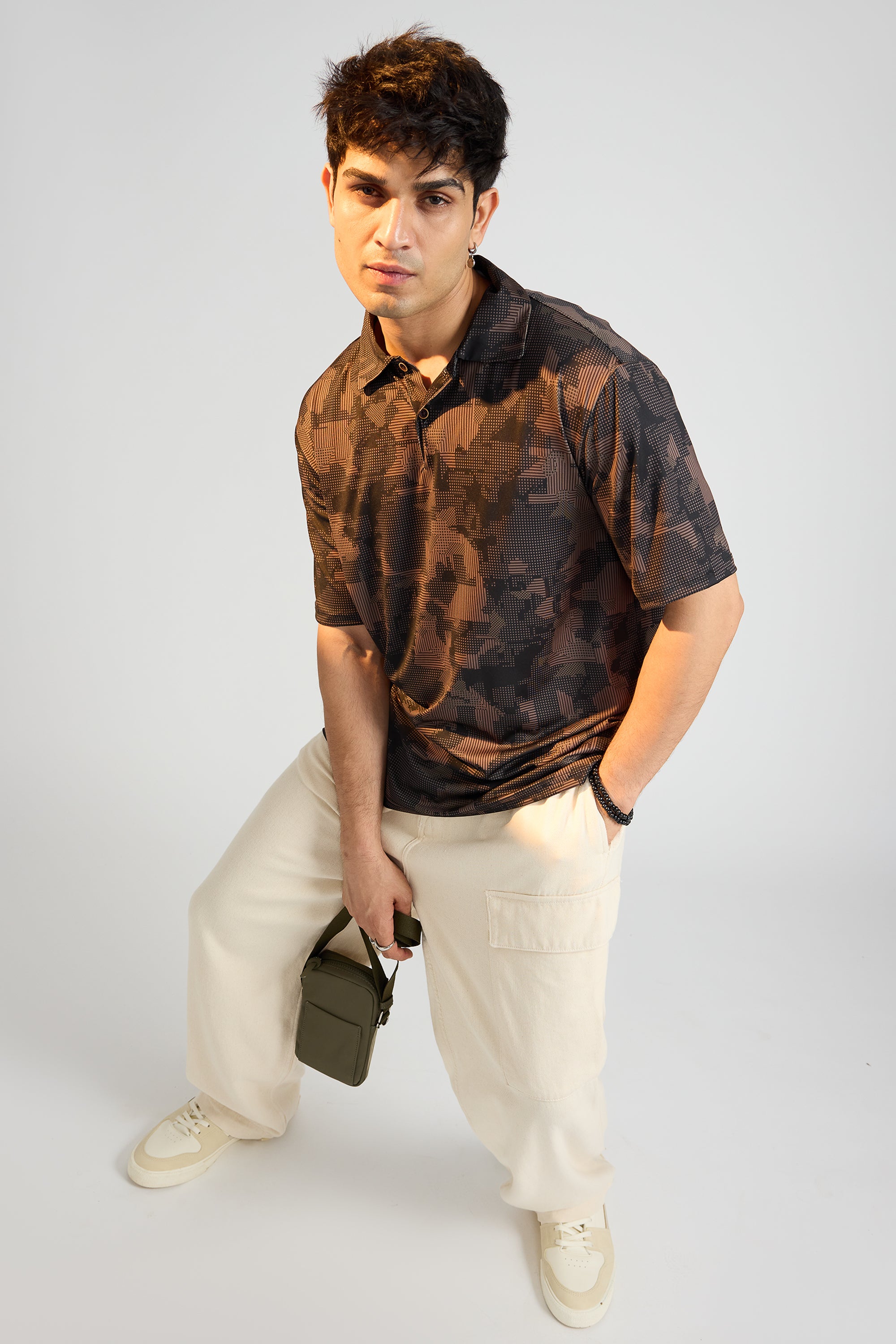 EARTHY PRINT POLO T-SHIRT