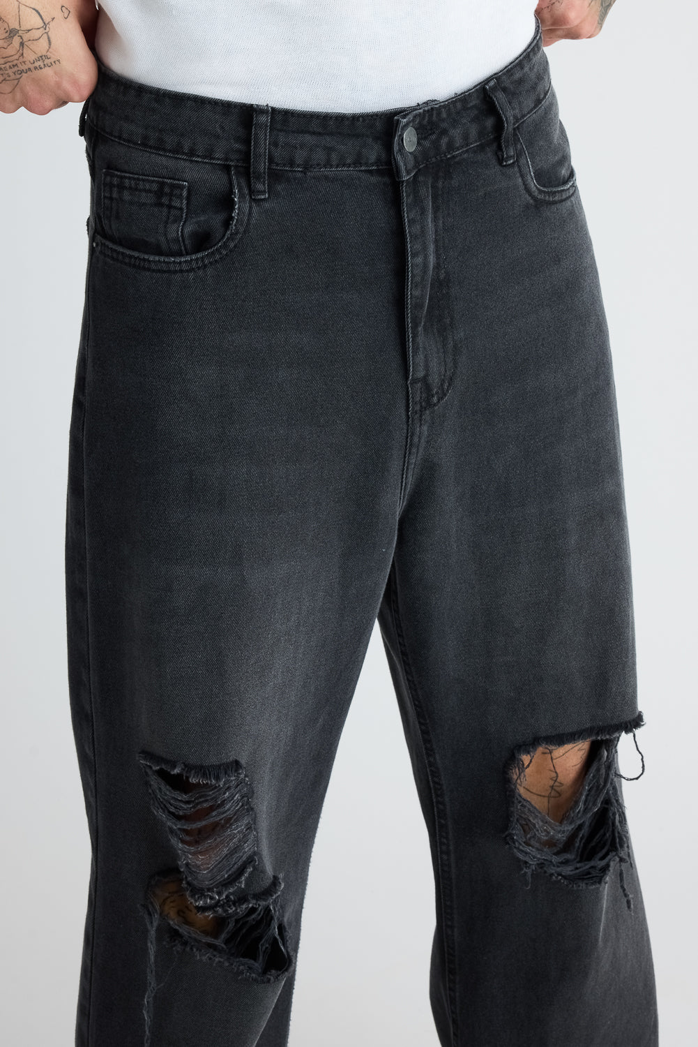 MEN'S CHARCOAL STRAIGHT DISTRESS JEANS