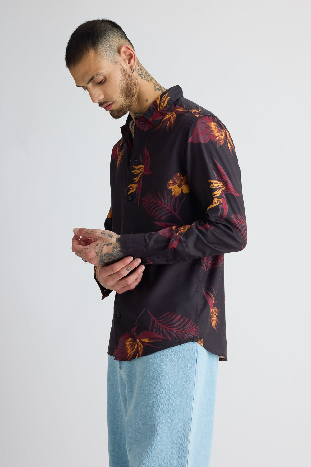 Full Sleeves Men's Flamy Fern Printed Shirt