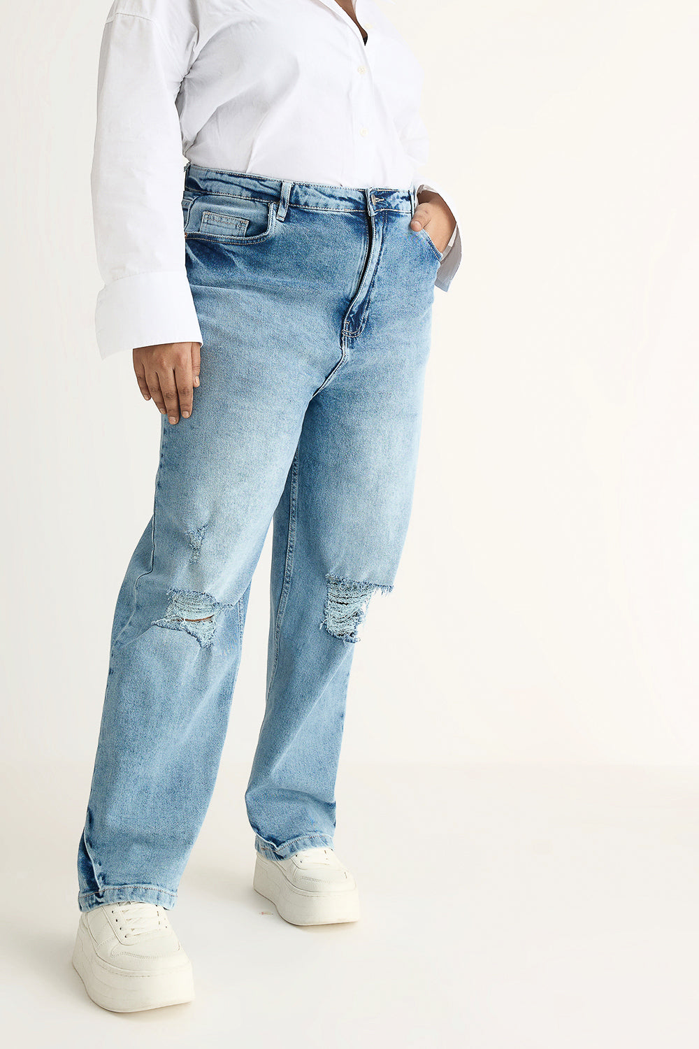 DELICATE DUSK DISTRESSED CURVE STRAIGHT JEANS