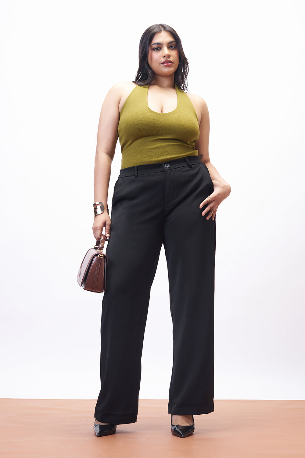 Essential Black Curve Straight Korean Pants