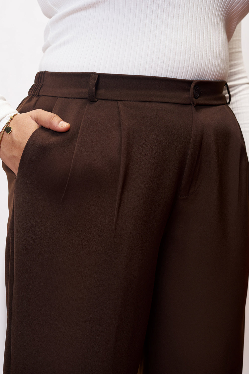 Bean Brown Curve Pleated Straight Korean Pants